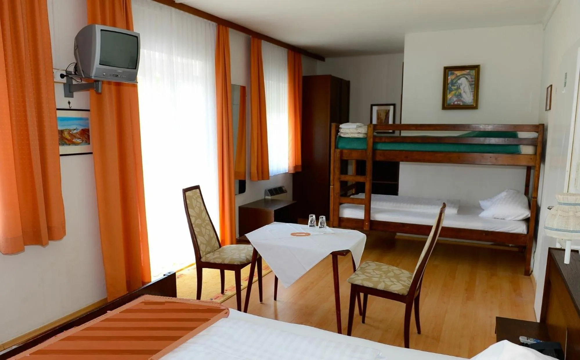 Photo of the whole room in Strandhotel Pichler