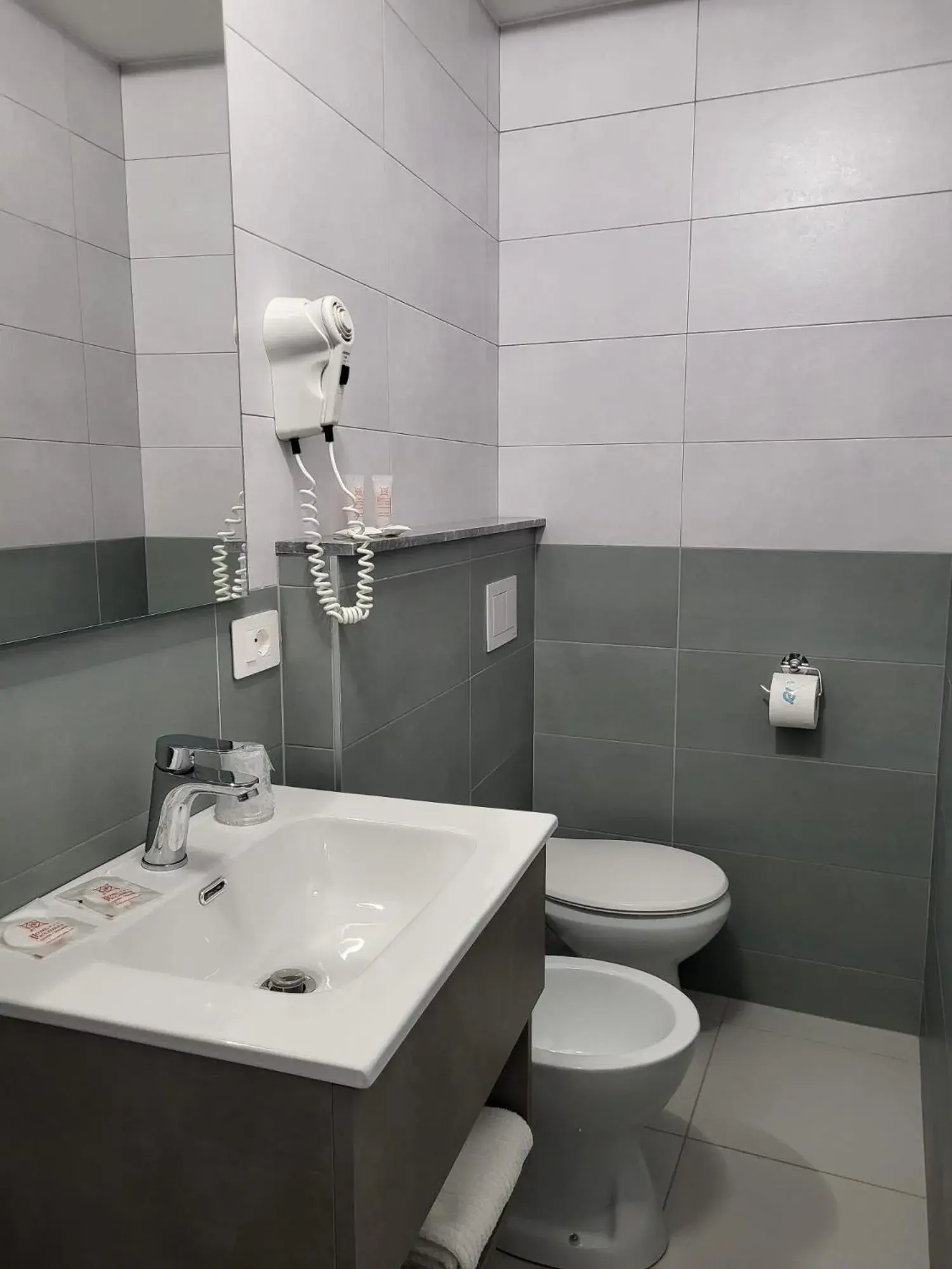 Triple Room in Hotel Piccadilly Triple Room in Hotel Piccadilly