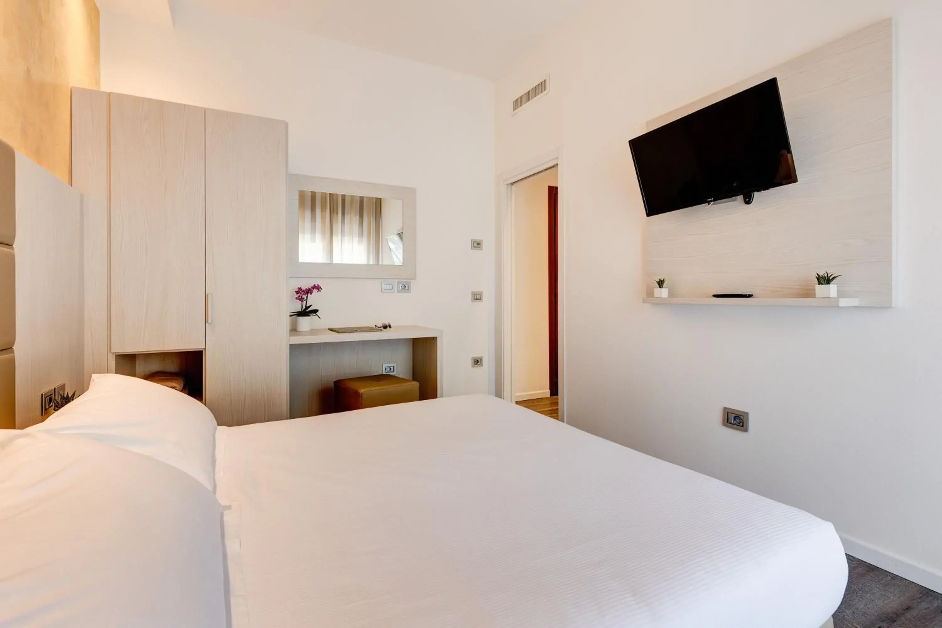 Standard Family Room in Hotel Piccadilly Standard Family Room in Hotel Piccadilly