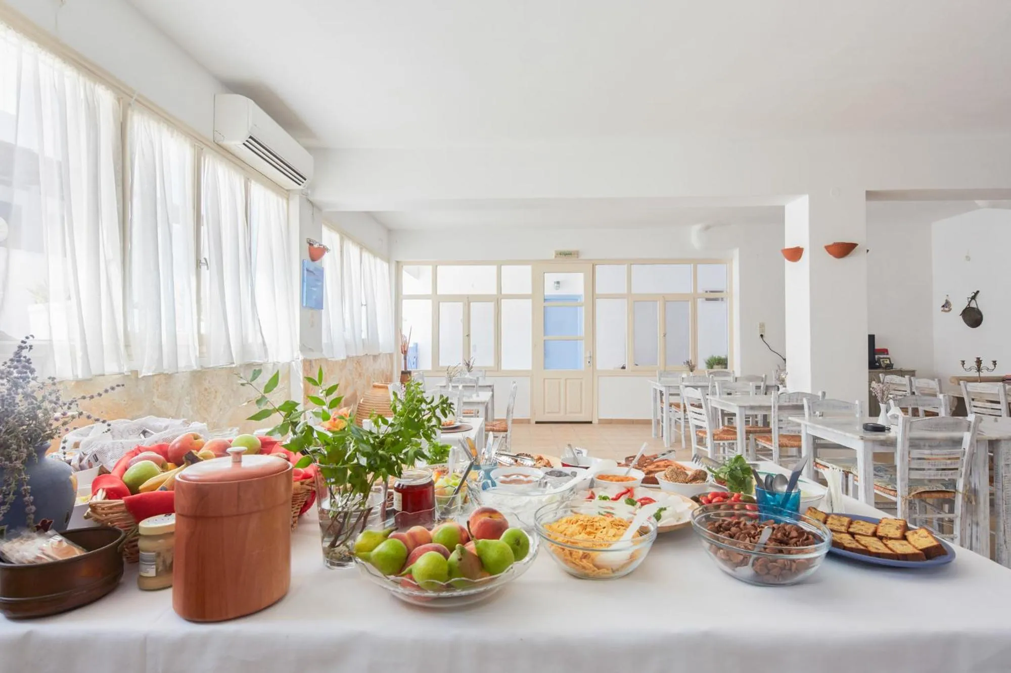 Breakfast in Londos Hotel