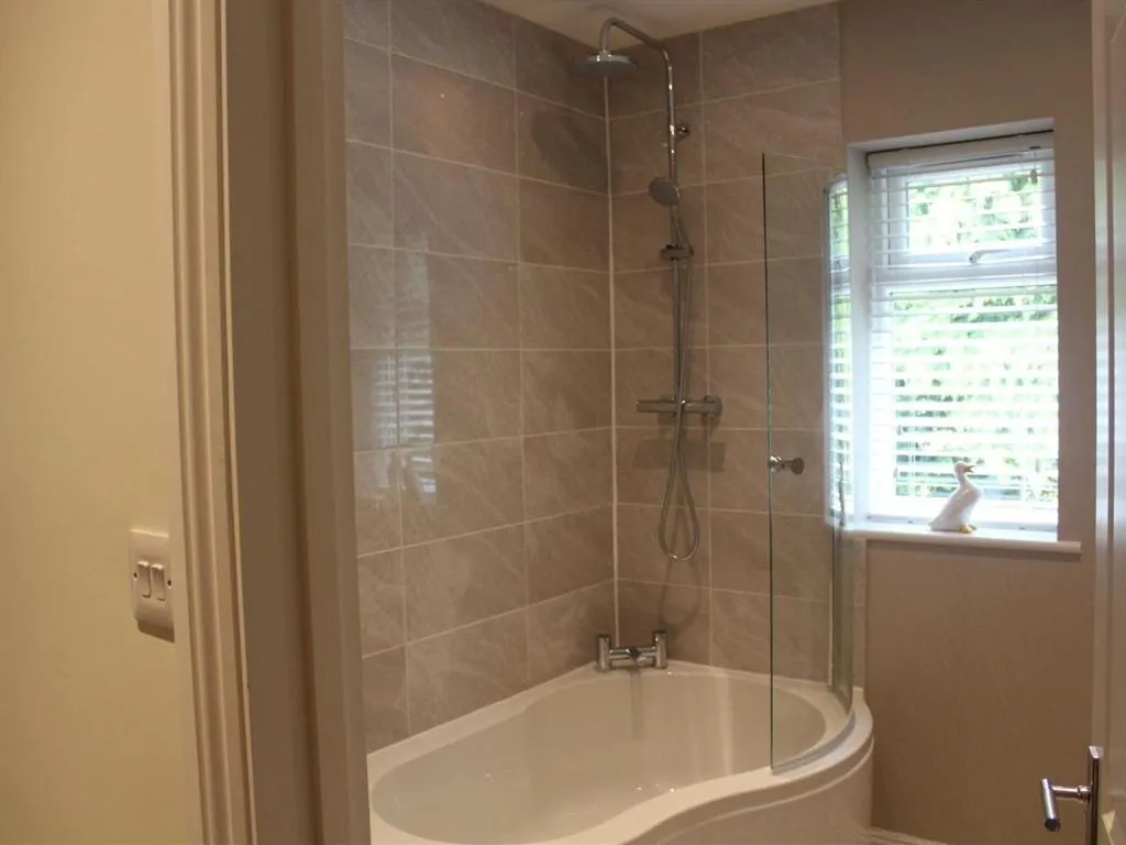 Bathroom in Sunny Nest