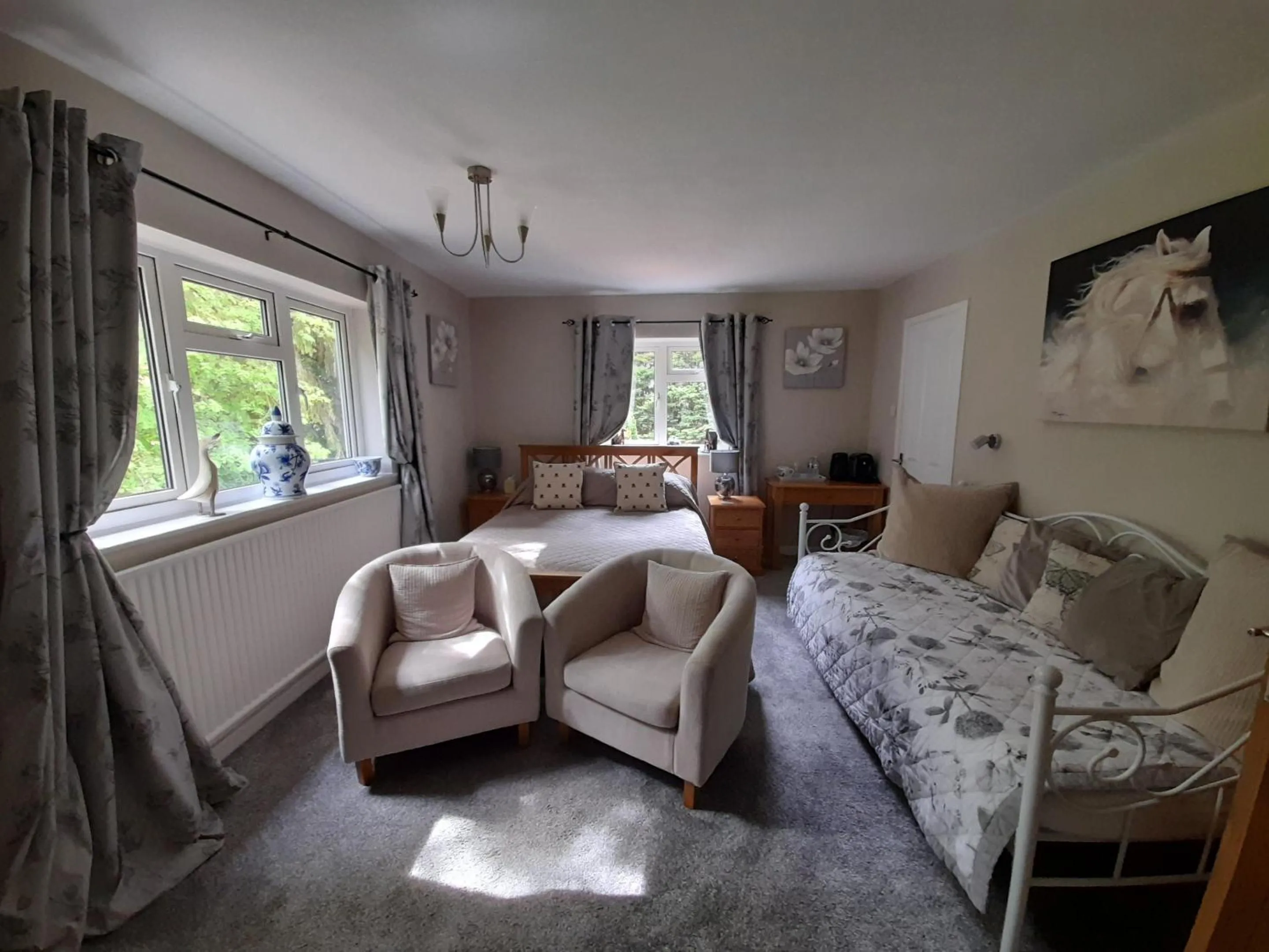 Bedroom in Sunny Nest