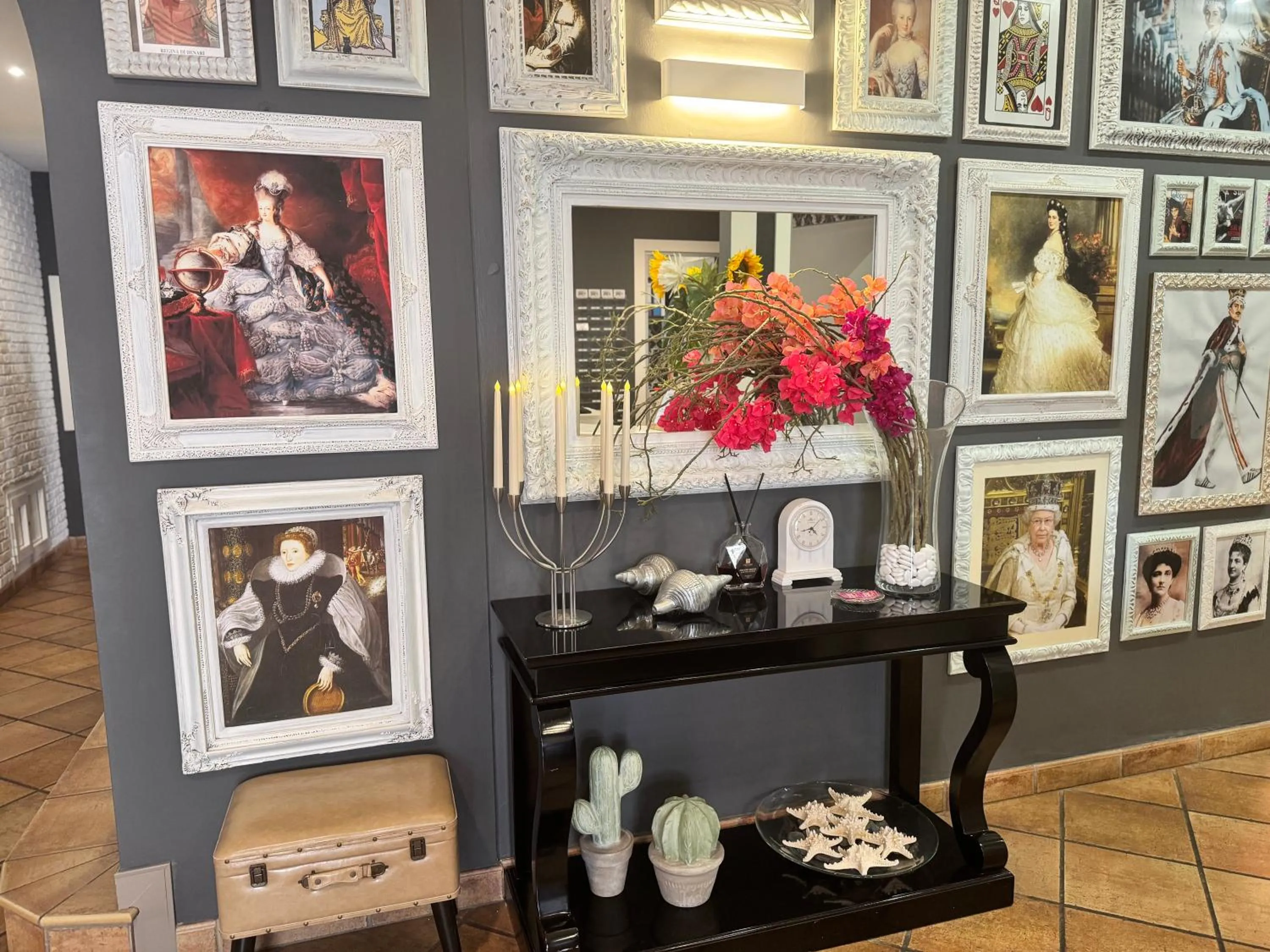 Lobby or reception in Regina Urban Beach Hotel