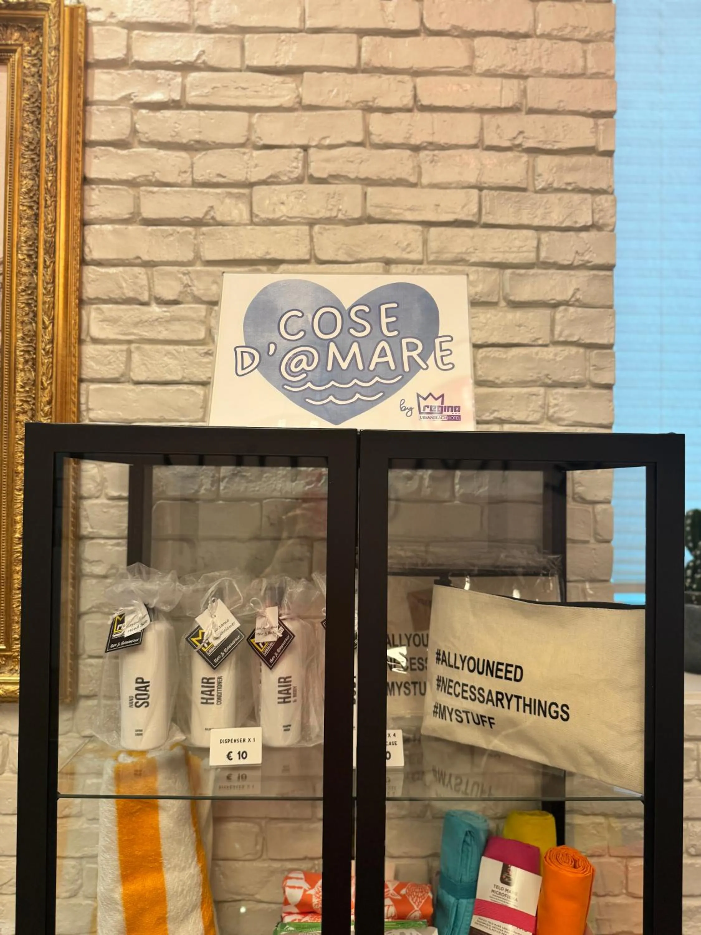 Decorative detail in Regina Urban Beach Hotel