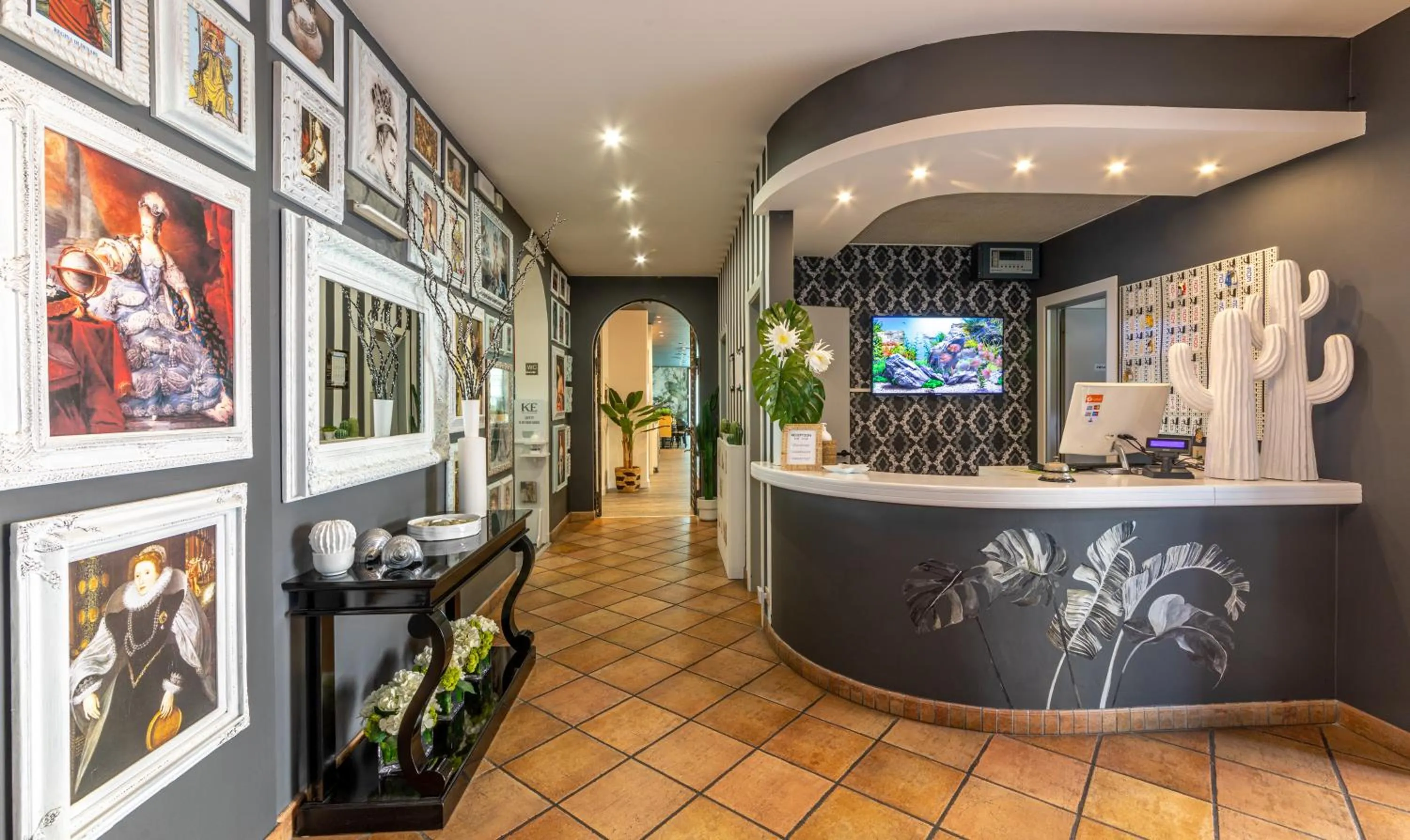 Lobby or reception in Regina Urban Beach Hotel