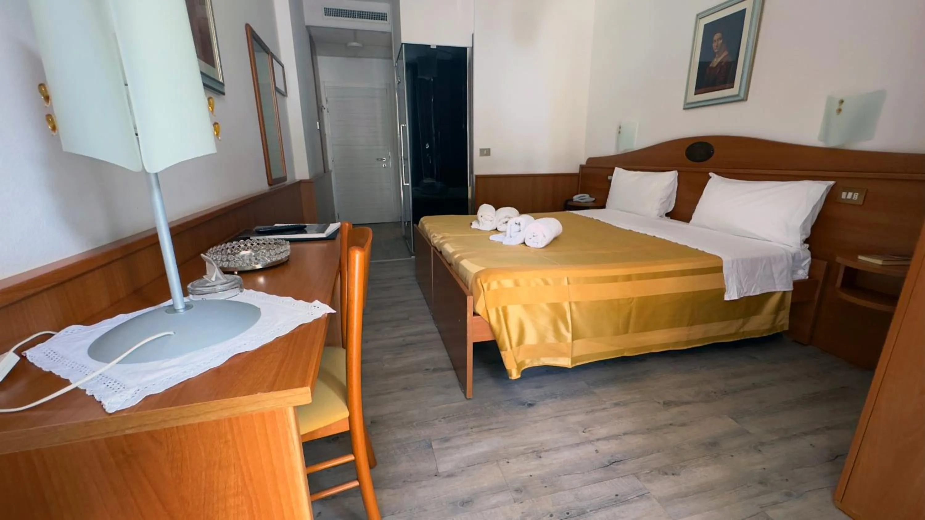 Bed in Hotel Leonardo Da Vinci Wellness SPA