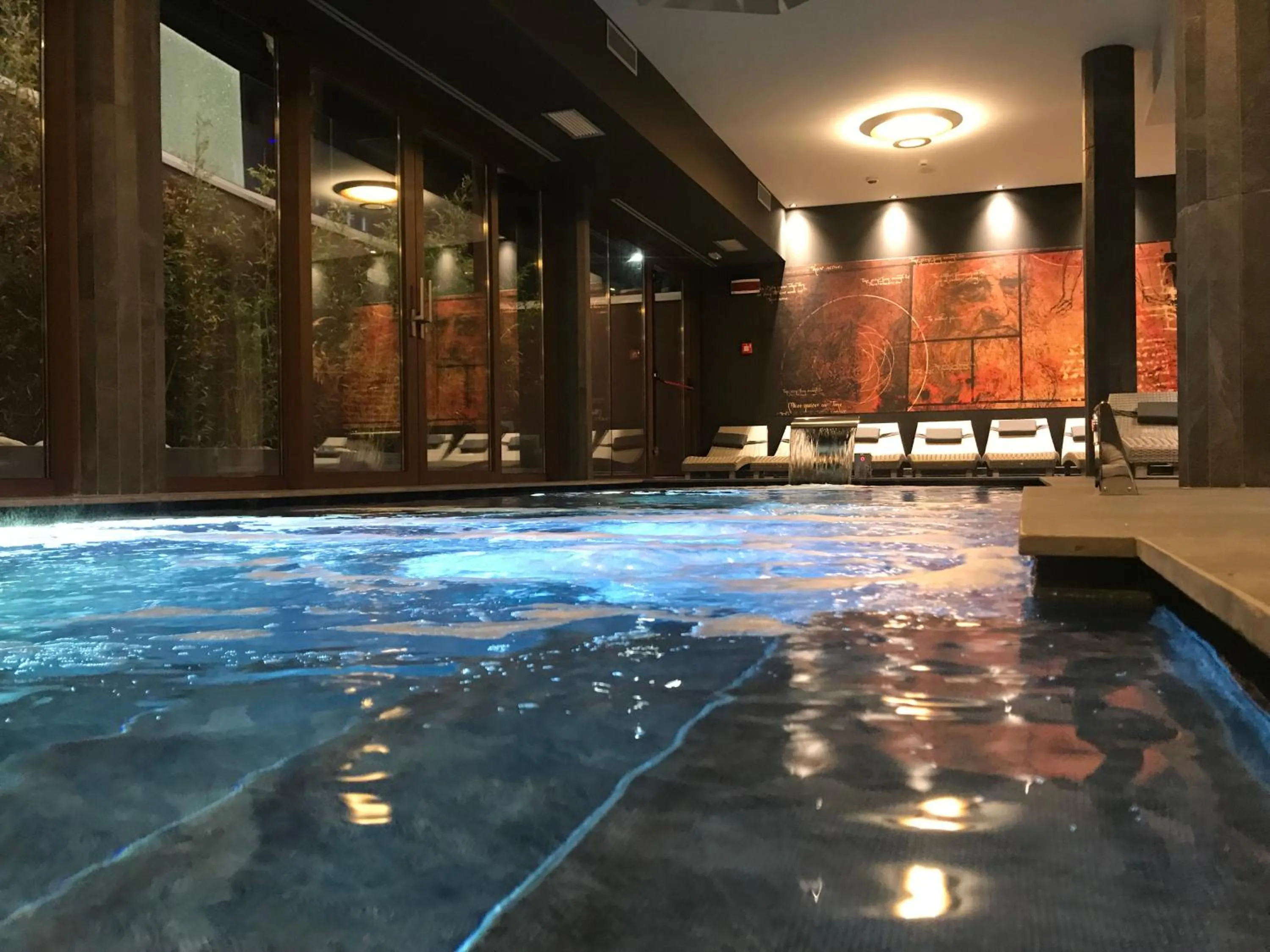 Hot Spring Bath in Hotel Leonardo Da Vinci Wellness SPA