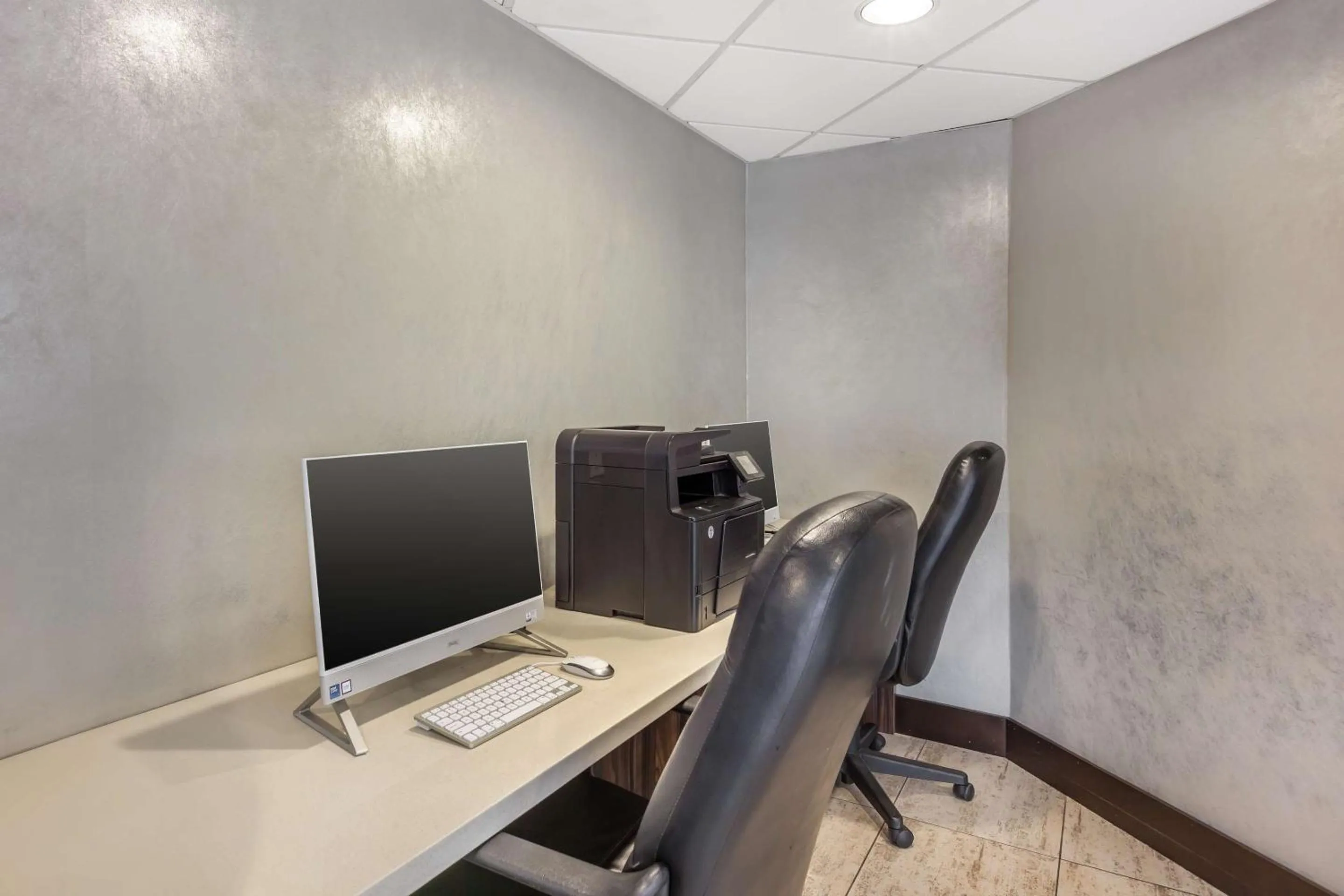 Business facilities in Comfort Inn