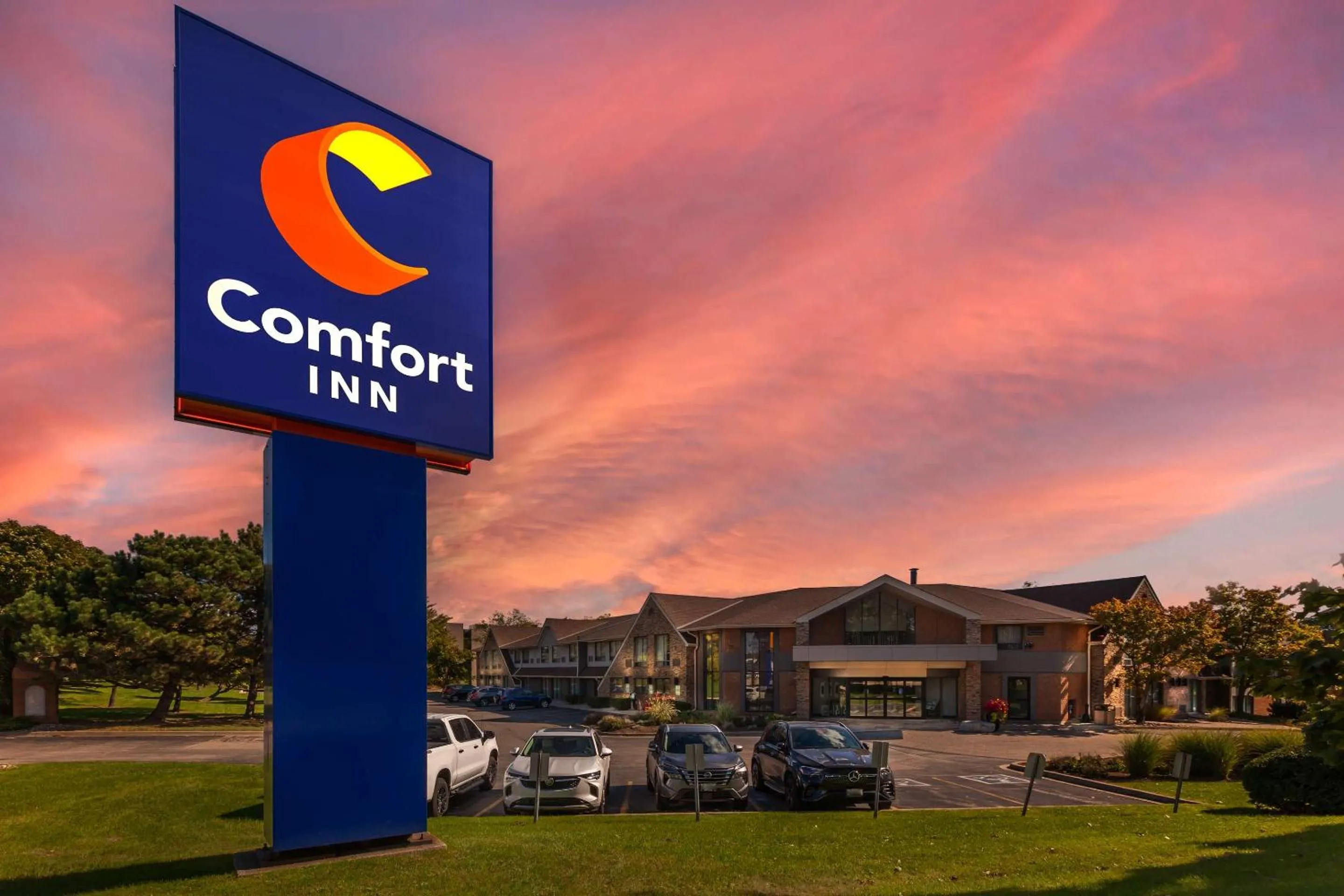 Property building in Comfort Inn