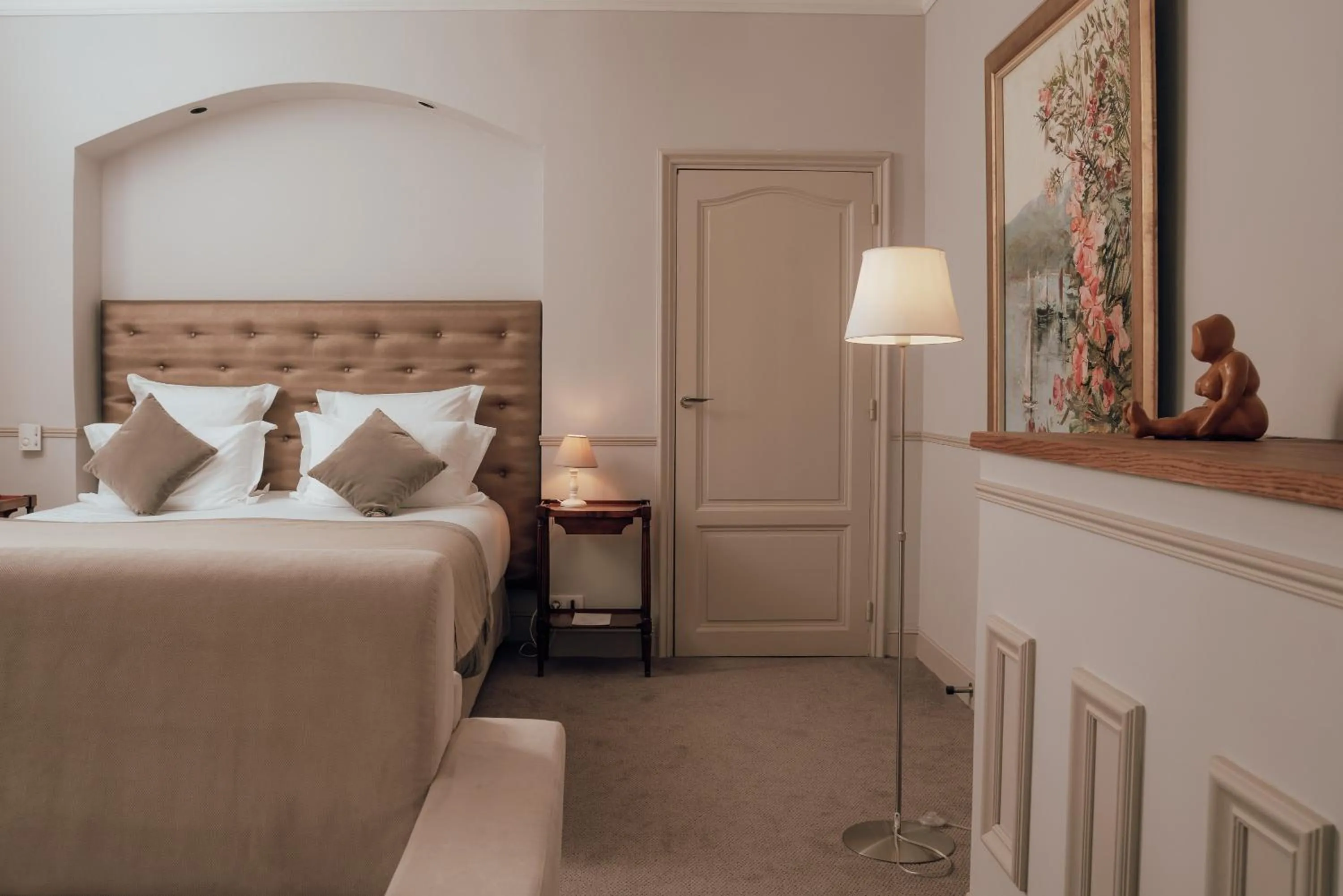 Bedroom, Bed in Ermitage de l'Oasis & Spa - Cannes Mandelieu