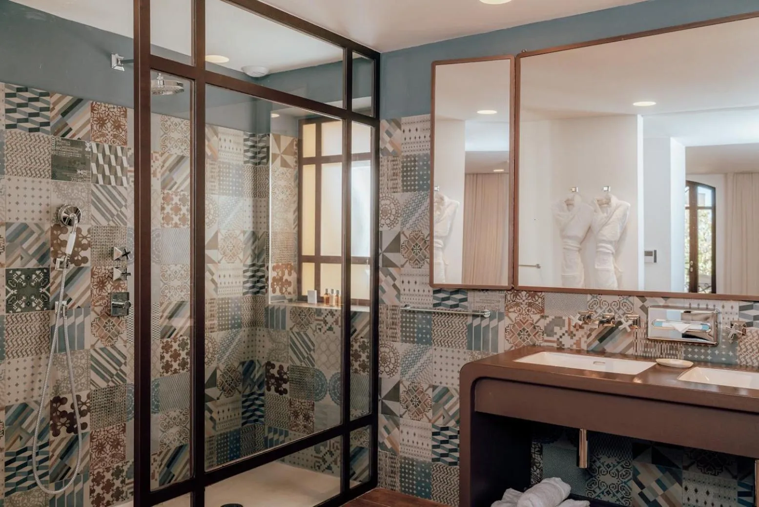 Shower in Ermitage de l'Oasis & Spa - Cannes Mandelieu