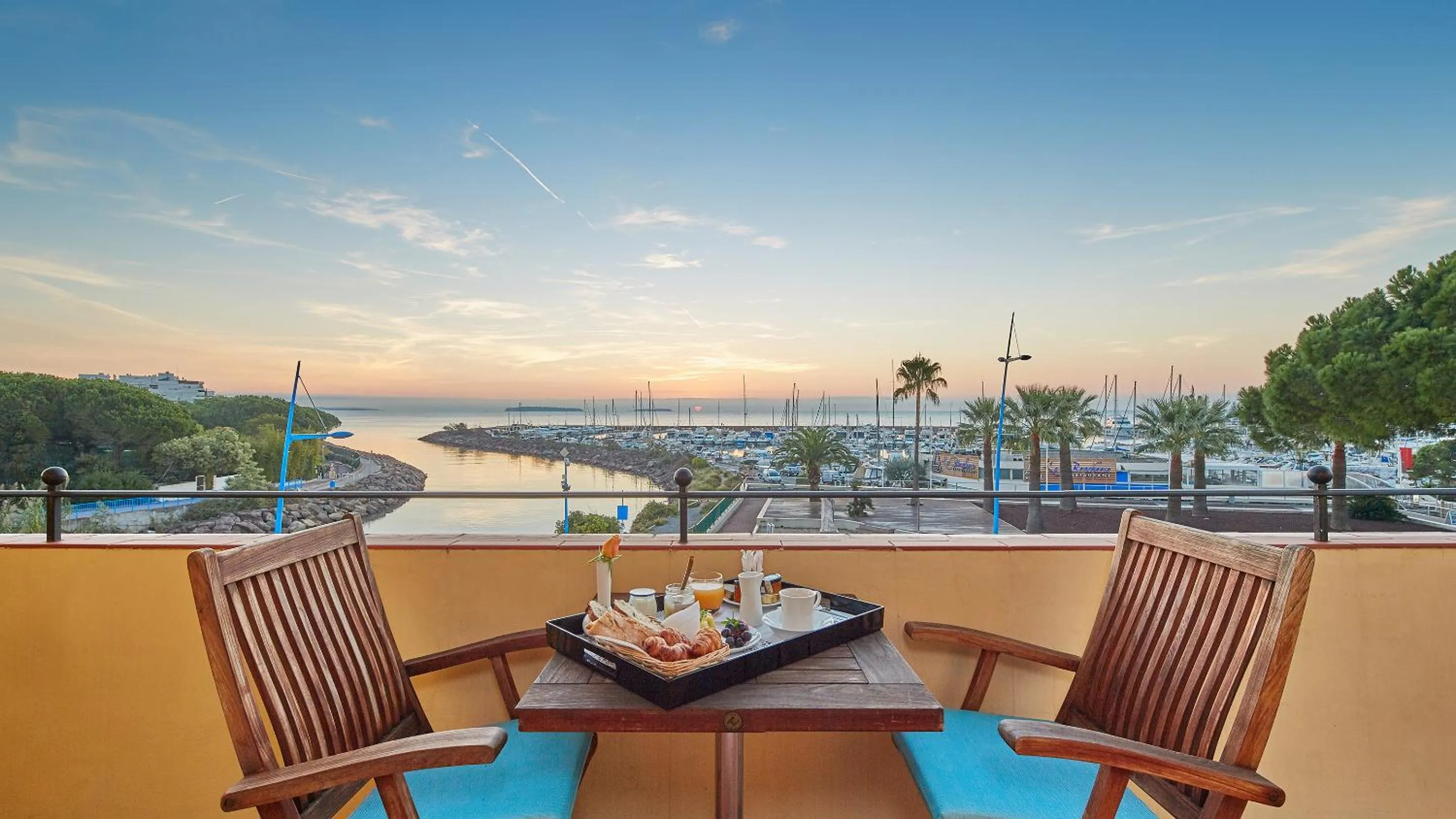 Balcony/Terrace in Ermitage de l'Oasis & Spa - Cannes Mandelieu