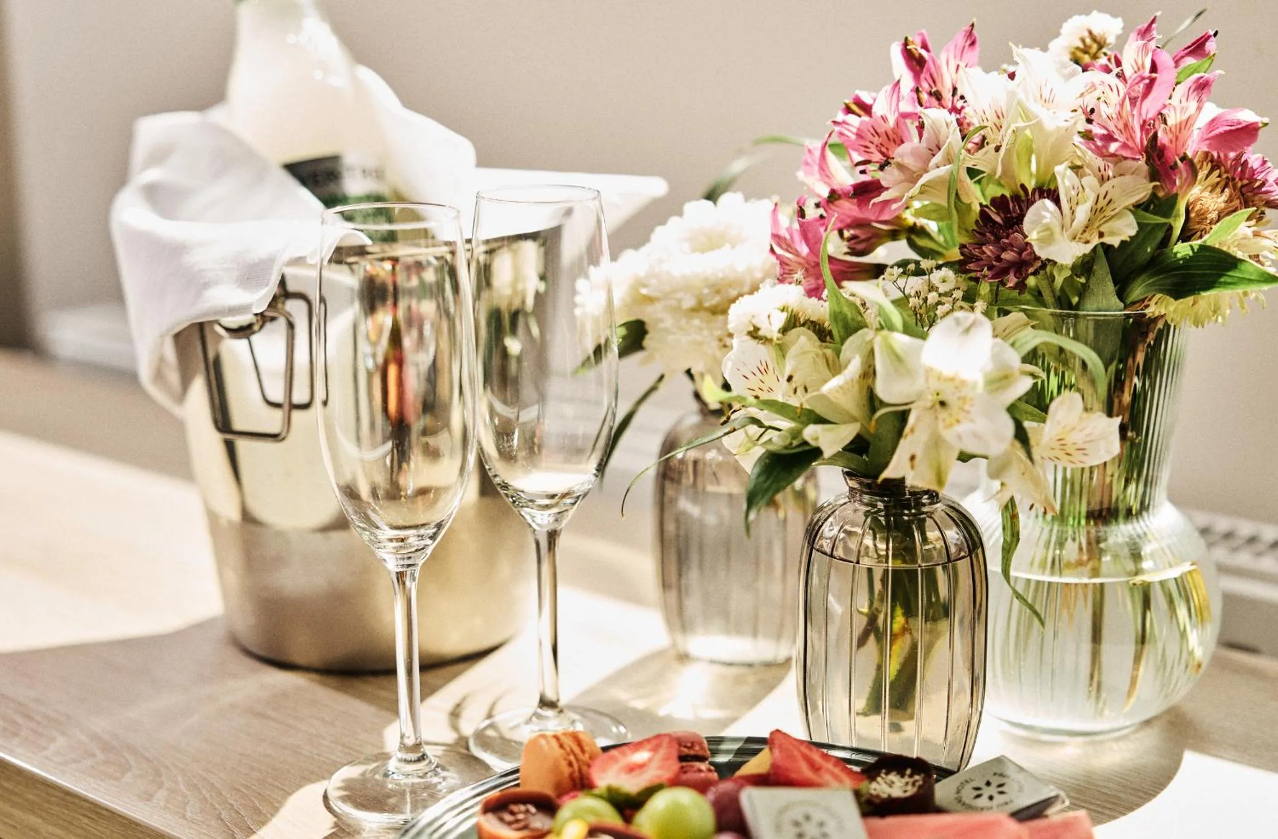 room service in Fru Haugans Hotel