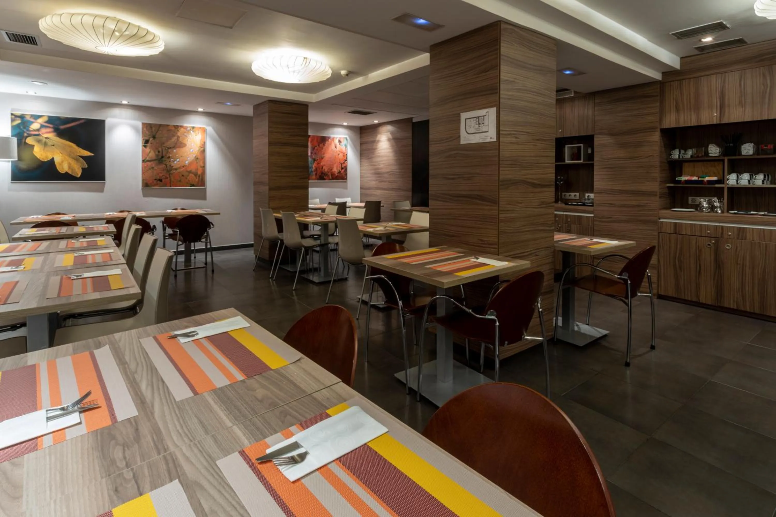 Buffet breakfast in Hotel Aroi Ponferrada