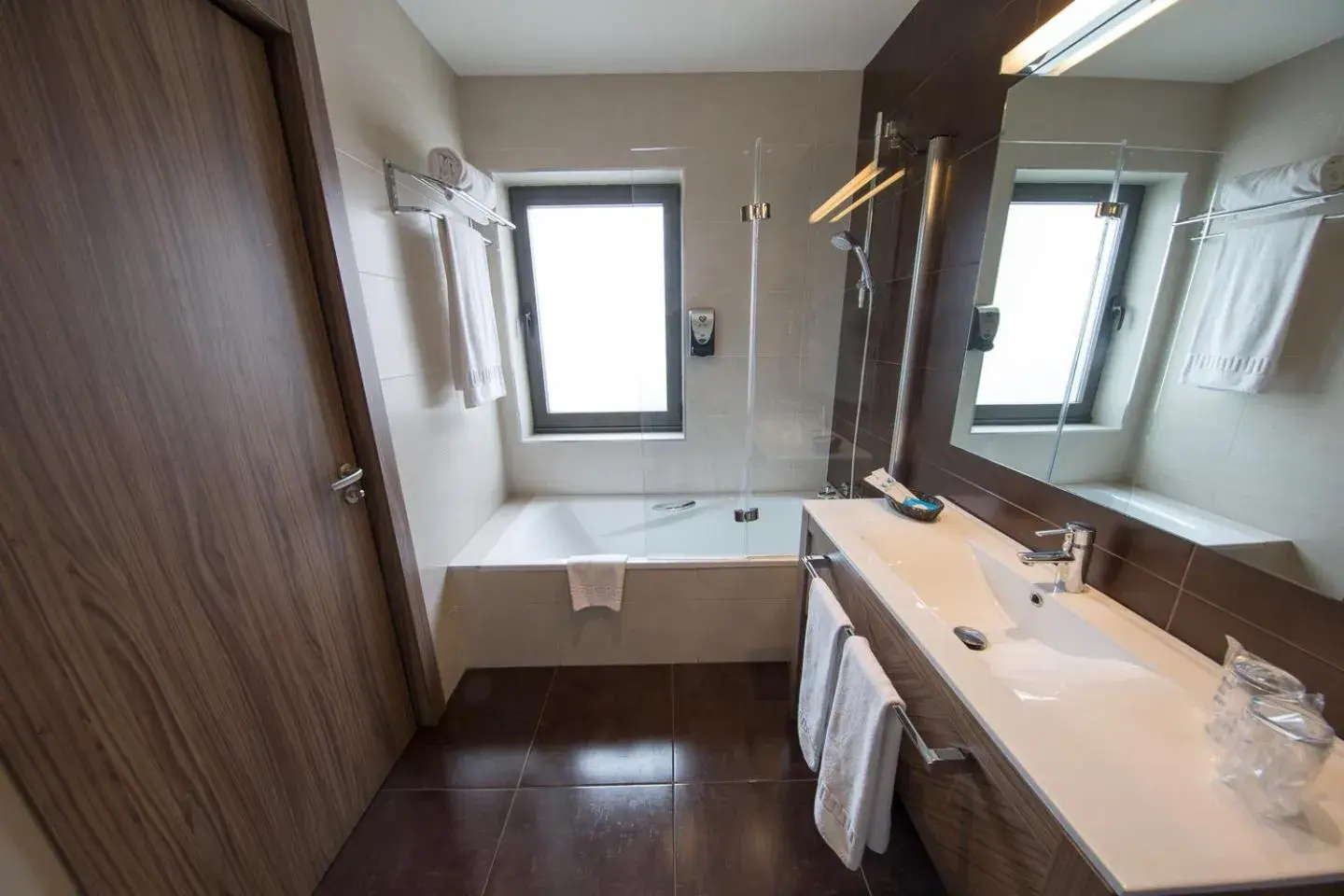 Junior Suite with Terrace - single occupancy in Hotel Aroi Ponferrada Junior Suite with Terrace - single occupancy in Hotel Aroi Ponferrada