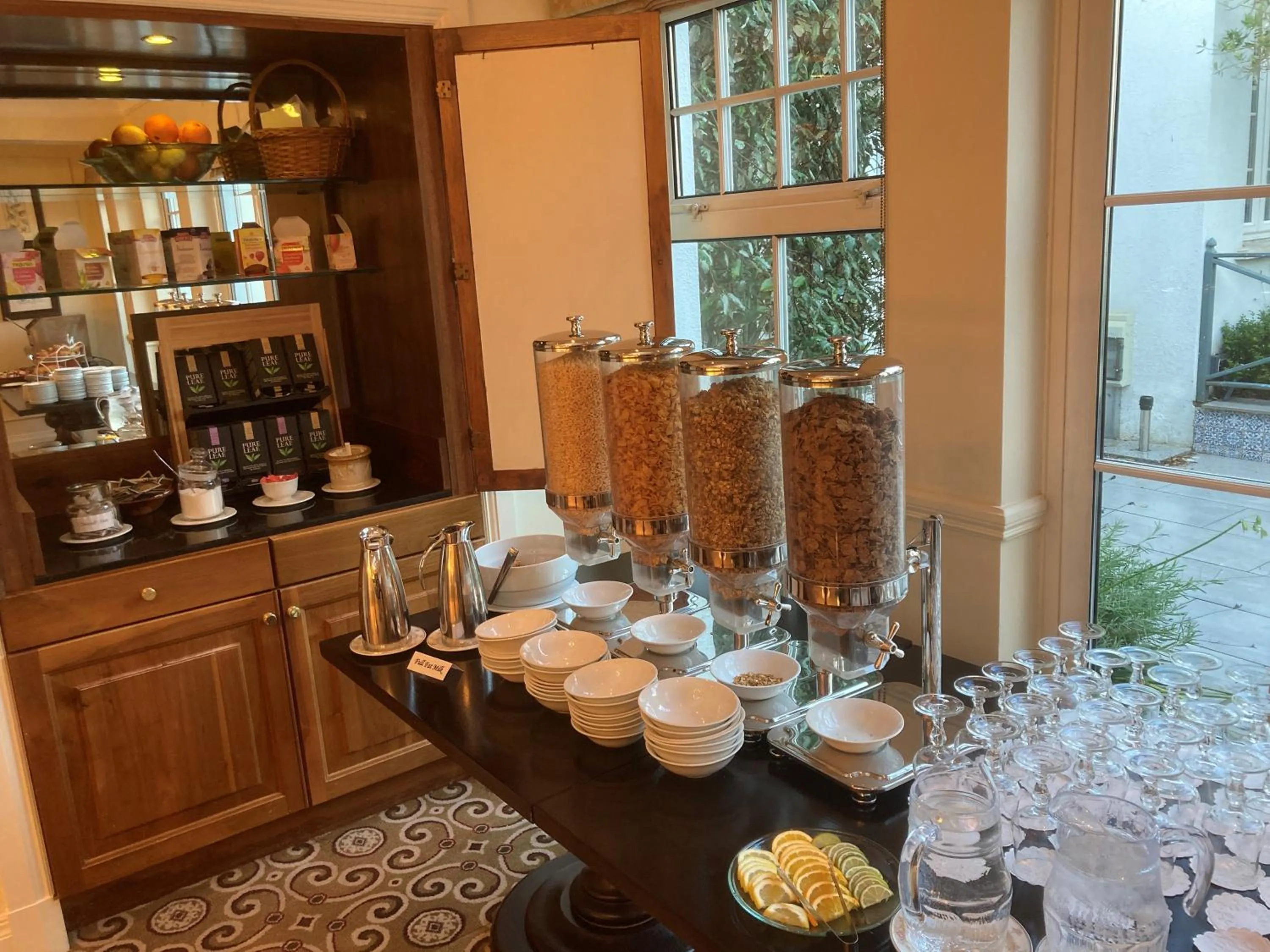 Breakfast in The Keadeen Hotel