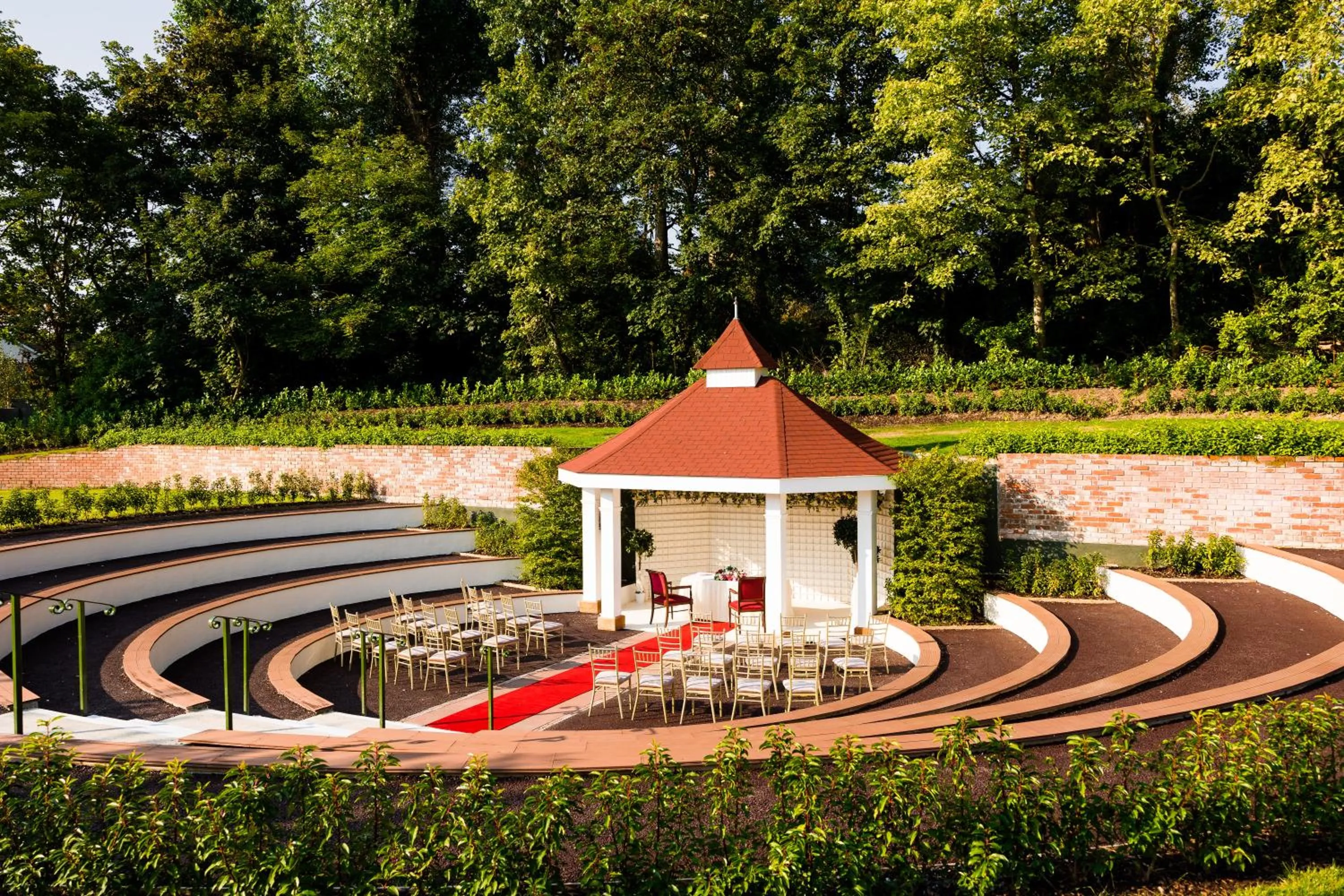 Garden in The Keadeen Hotel