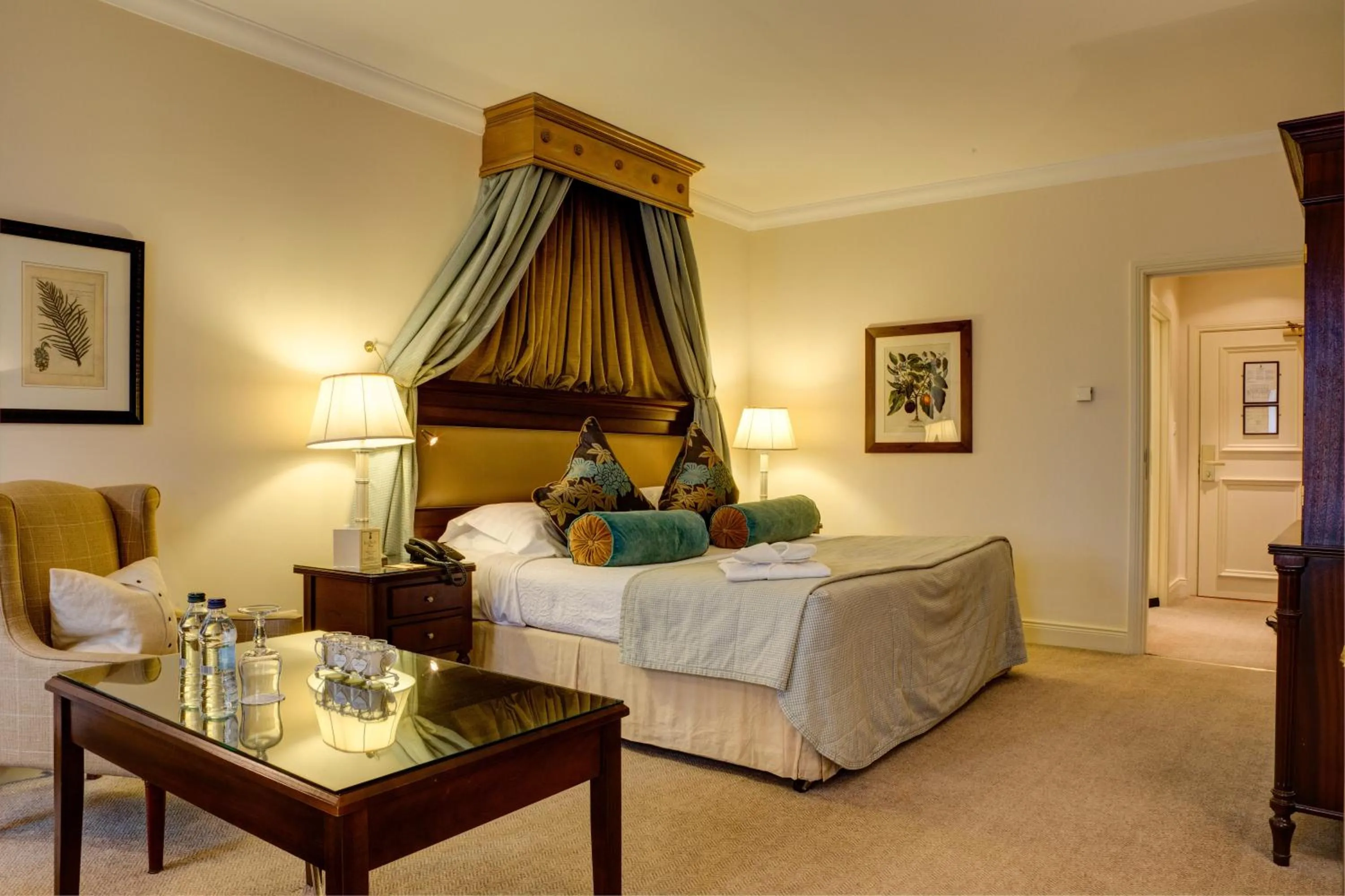 Bedroom in The Keadeen Hotel