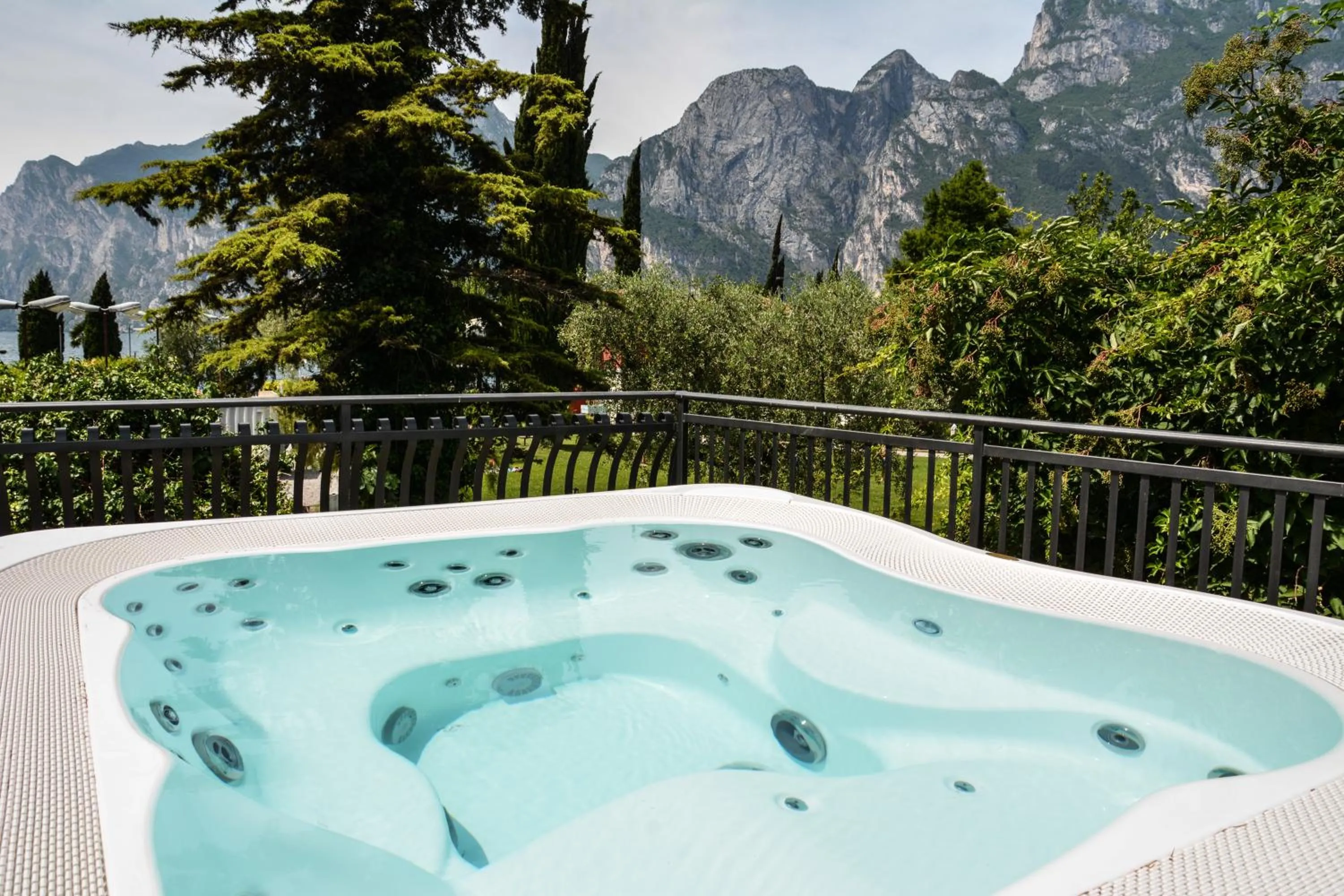 Hot Tub in Villa Torbole
