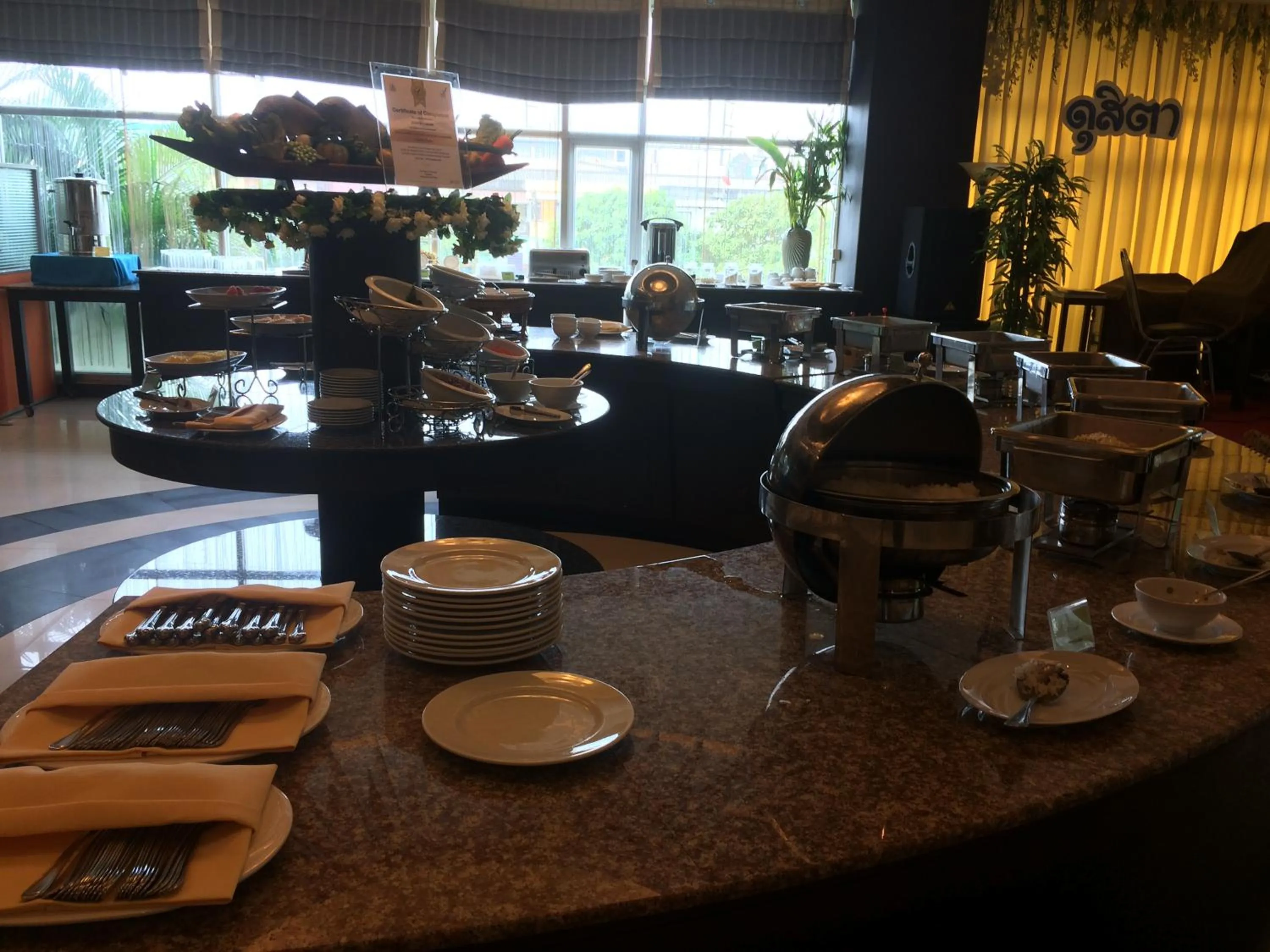 American breakfast in Grande Southern Hotel