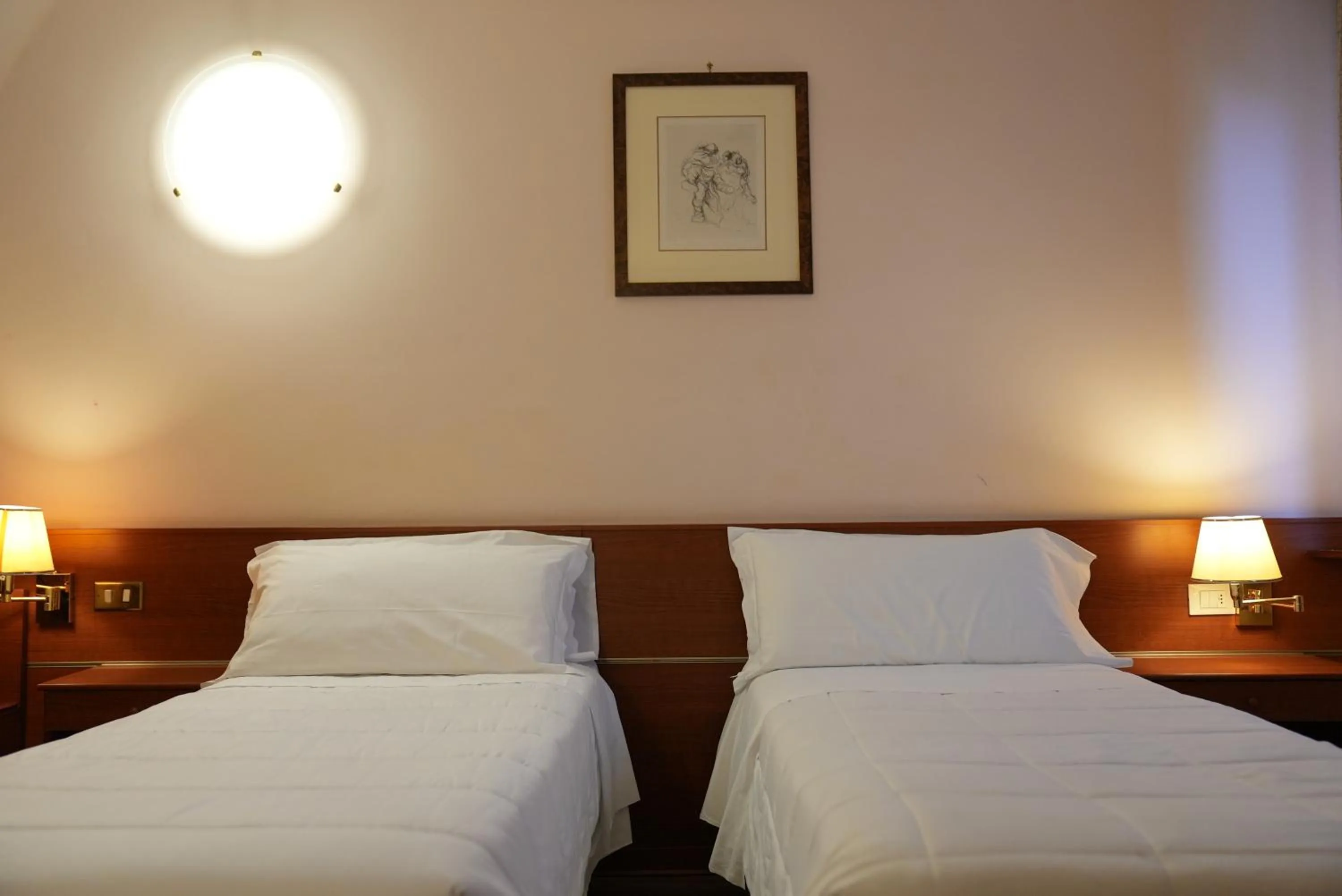 Bedroom, Bed in Hotel Albatros