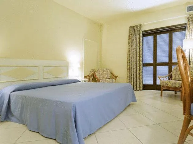 Photo of the whole room, Bed in Argonauti Greenblu Resort