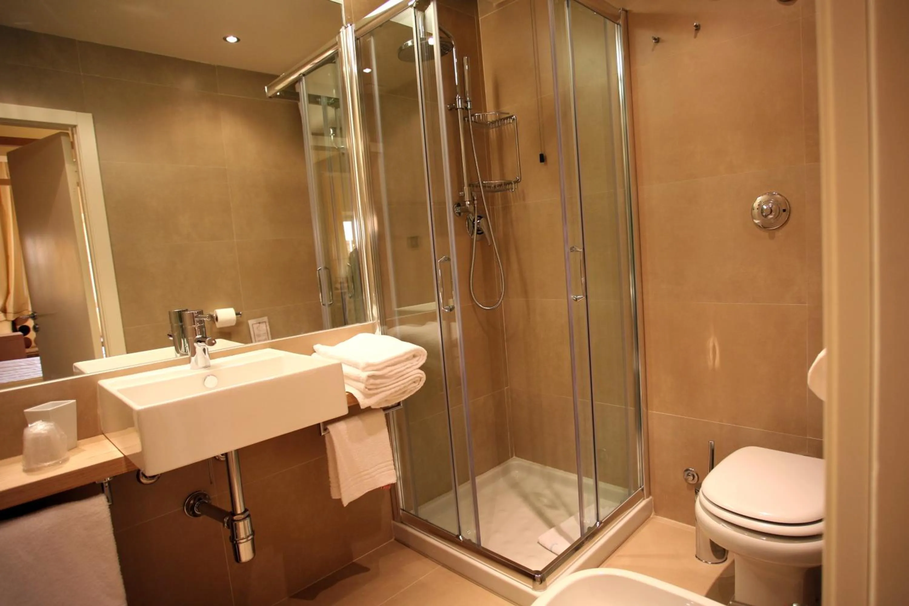 Shower in Villa Martini