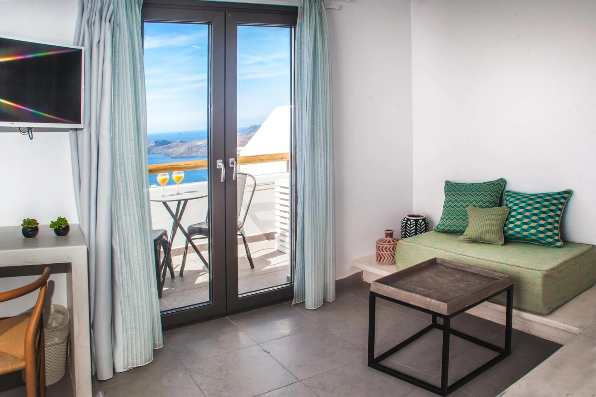 Bed in Amity Suites - Adults Only