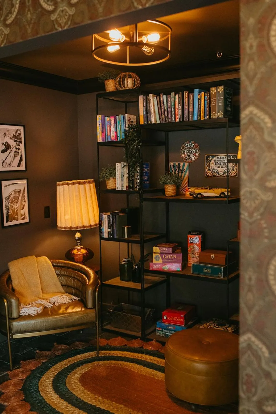 Library in Creekside Villa