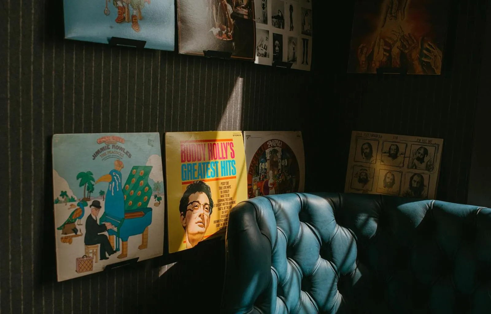 Communal lounge/ TV room in Creekside Villa