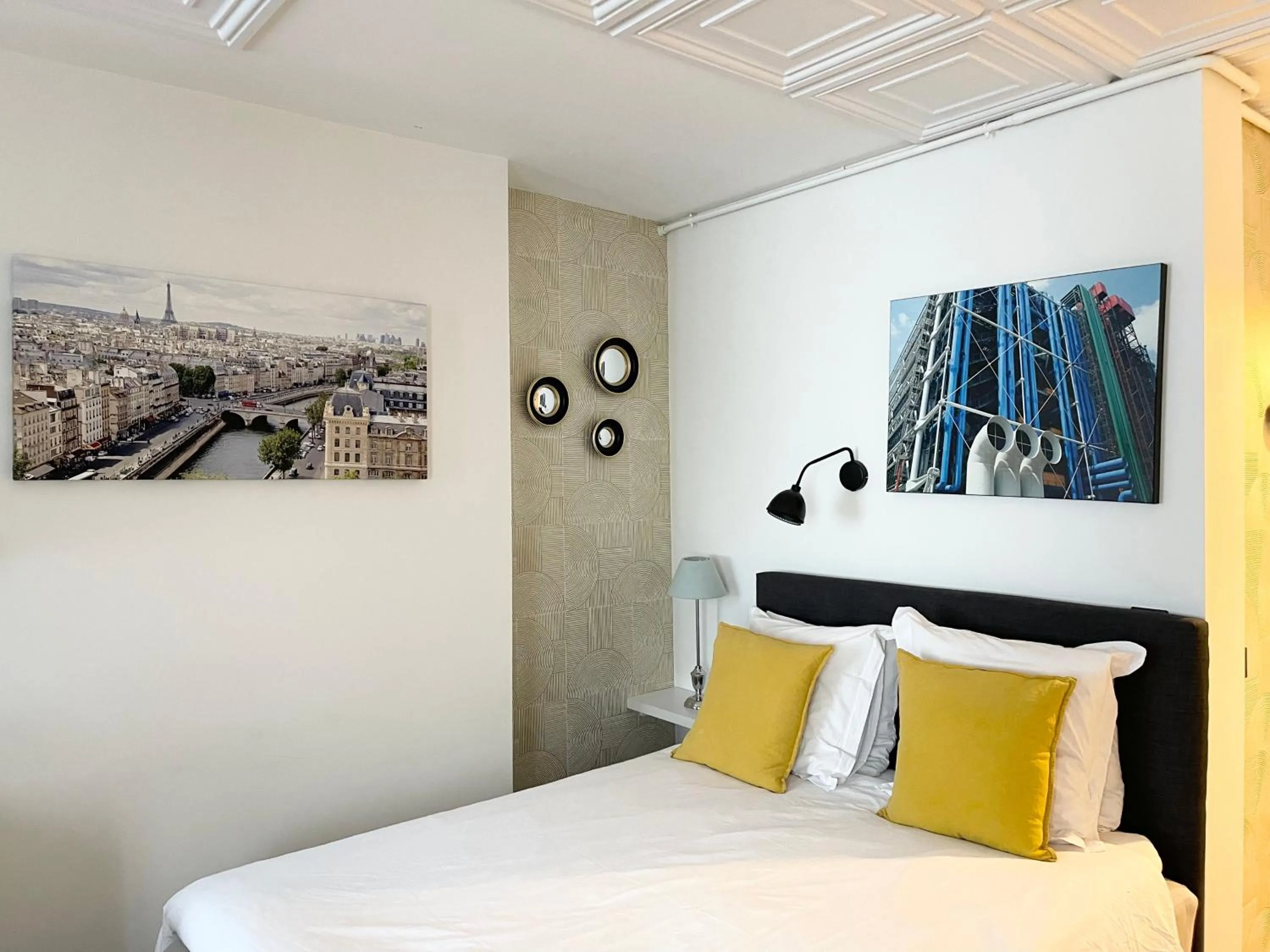 Bed in Appartement Seine et Marais