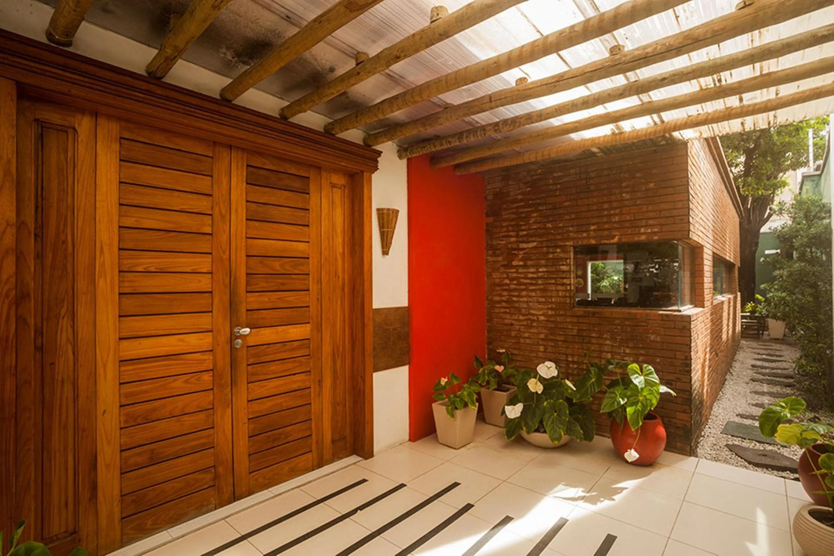 Garden view in Portal Da Praia Hotel