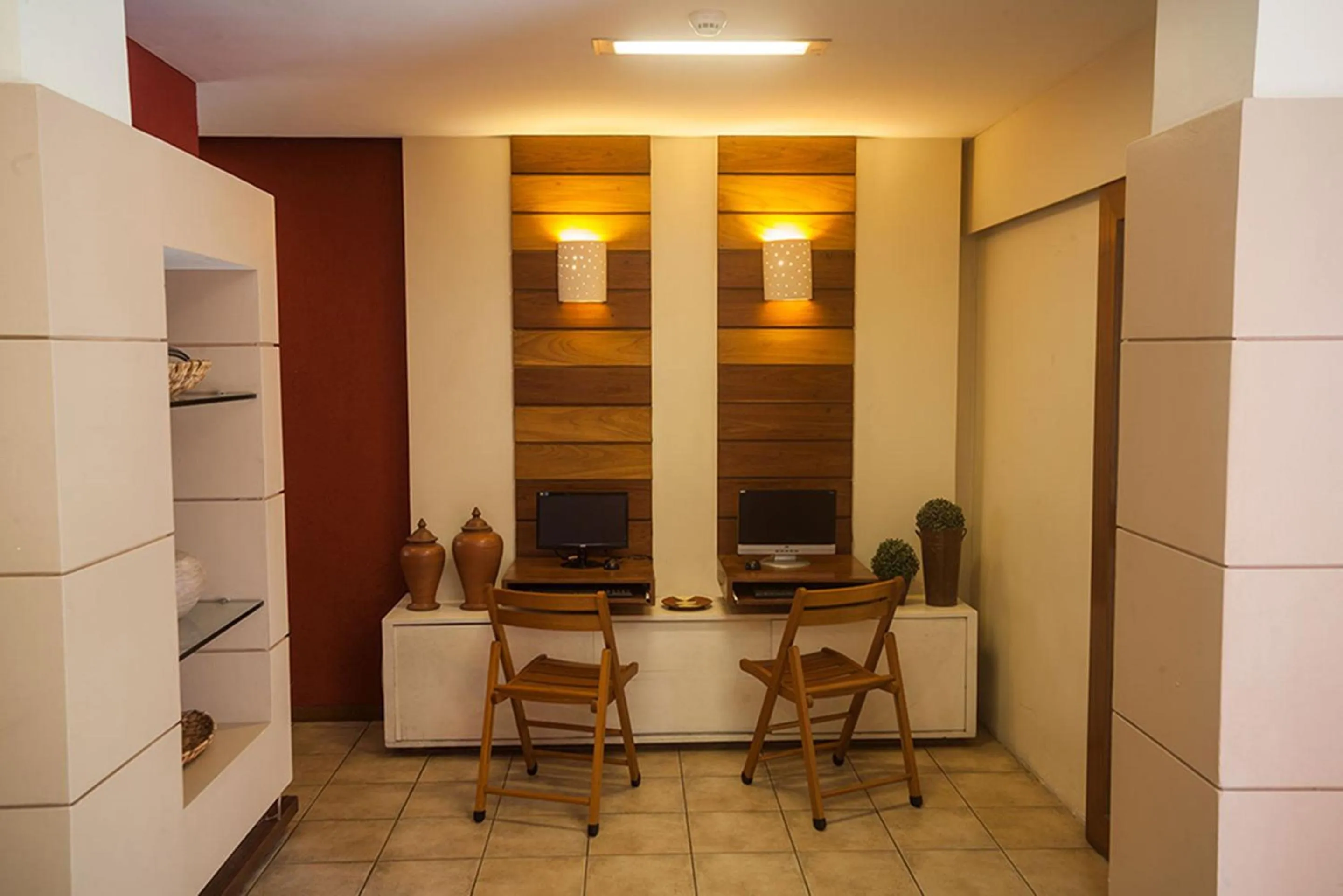 Living room in Portal Da Praia Hotel