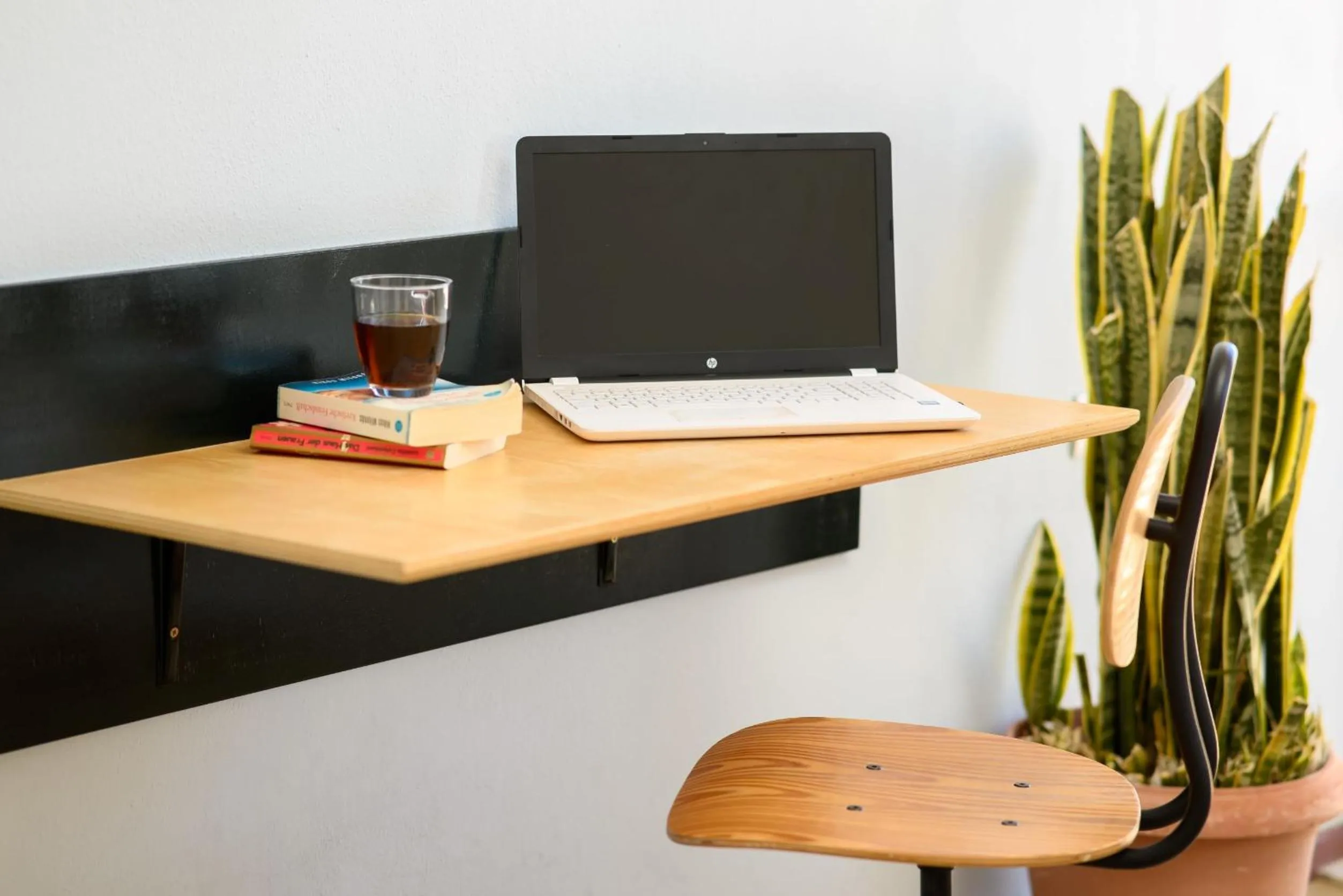 Business facilities in Crops Suites