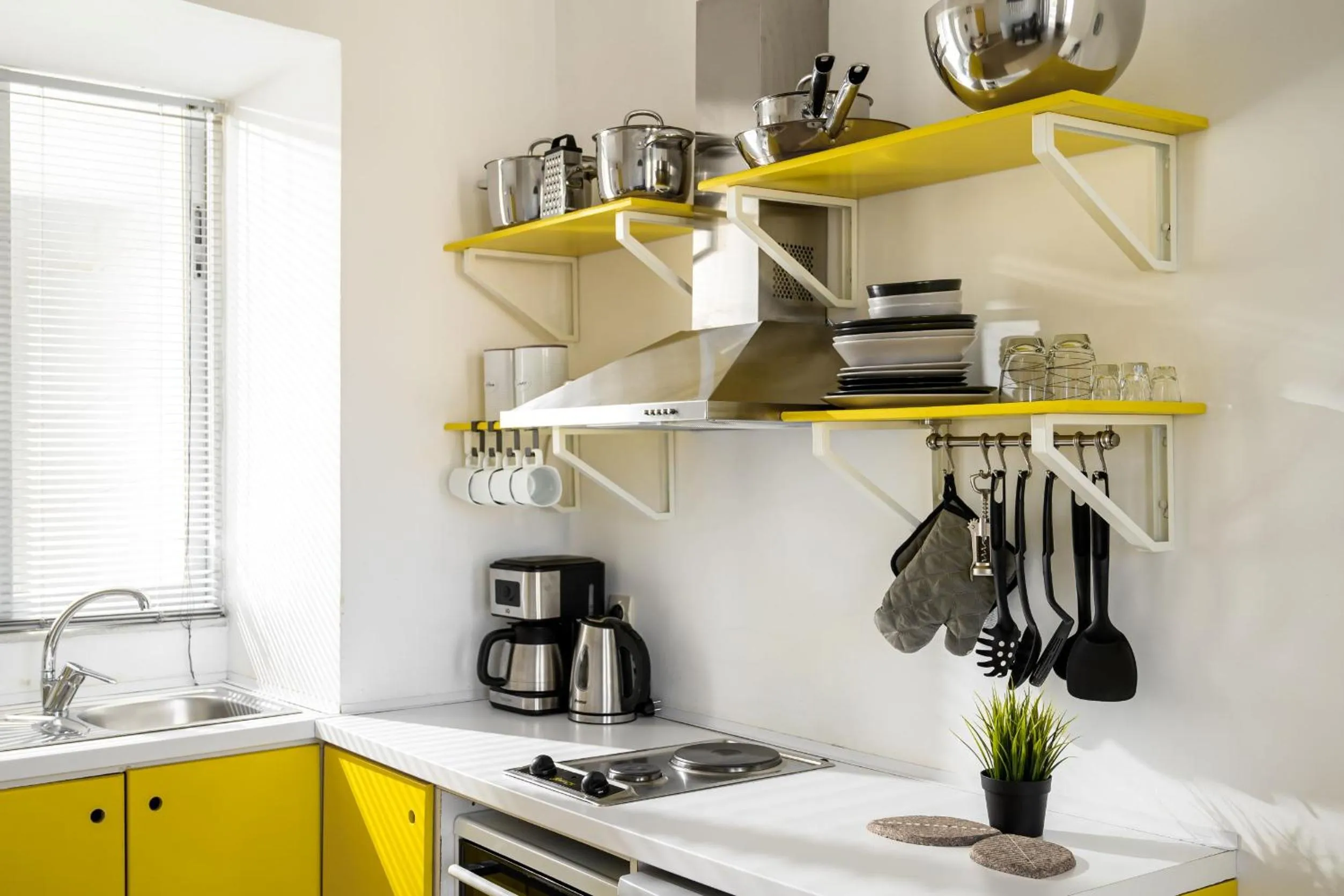 Coffee/tea facilities in Crops Suites