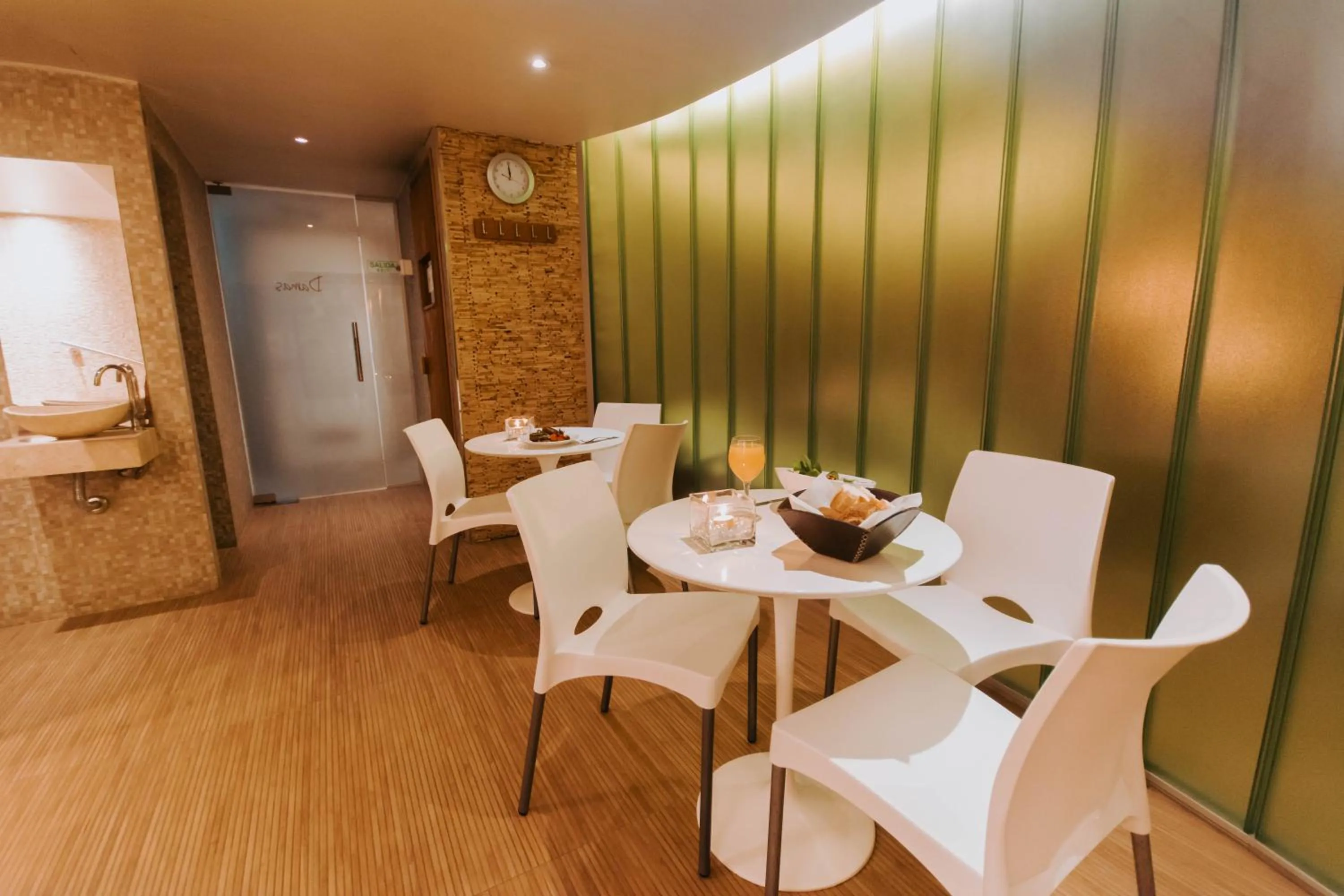 Spa and wellness centre/facilities in Hotel Spa Republica