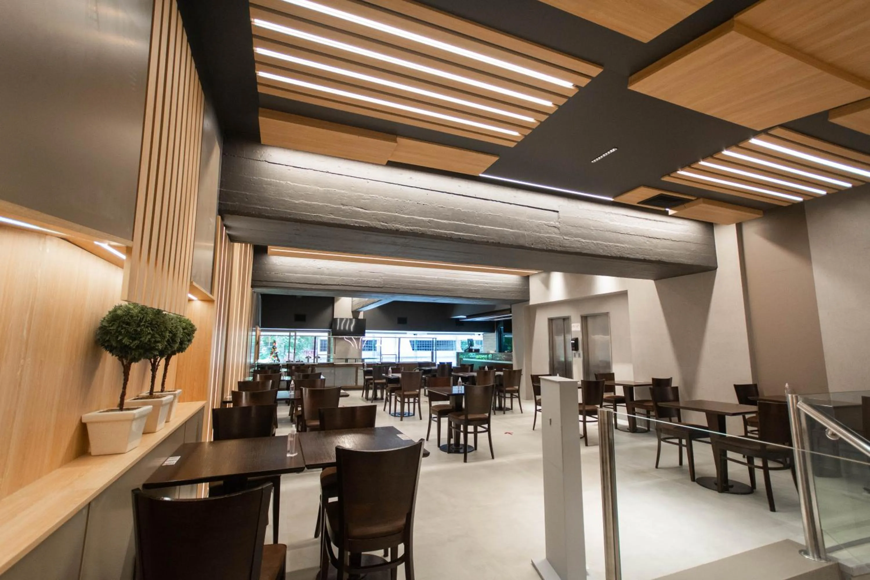 Restaurant/places to eat in Hotel Spa Republica