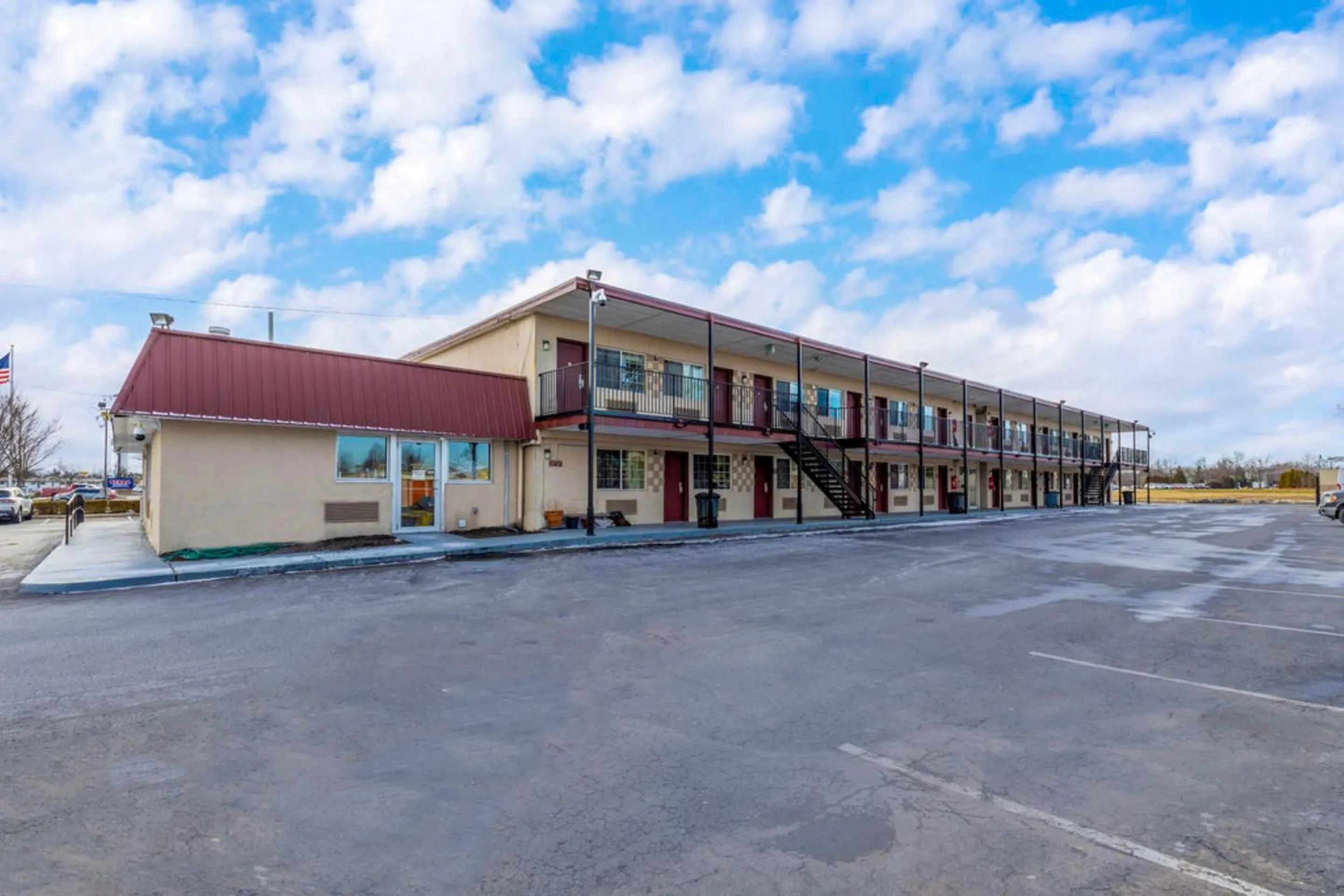 Facade/entrance in Grove City Travel Inn South Columbus