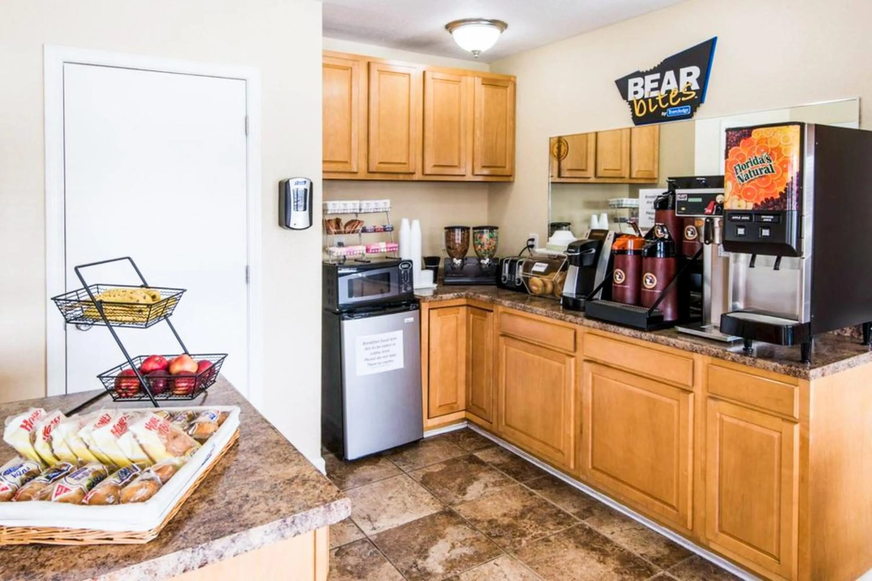 Area and facilities in Grove City Travel Inn South Columbus