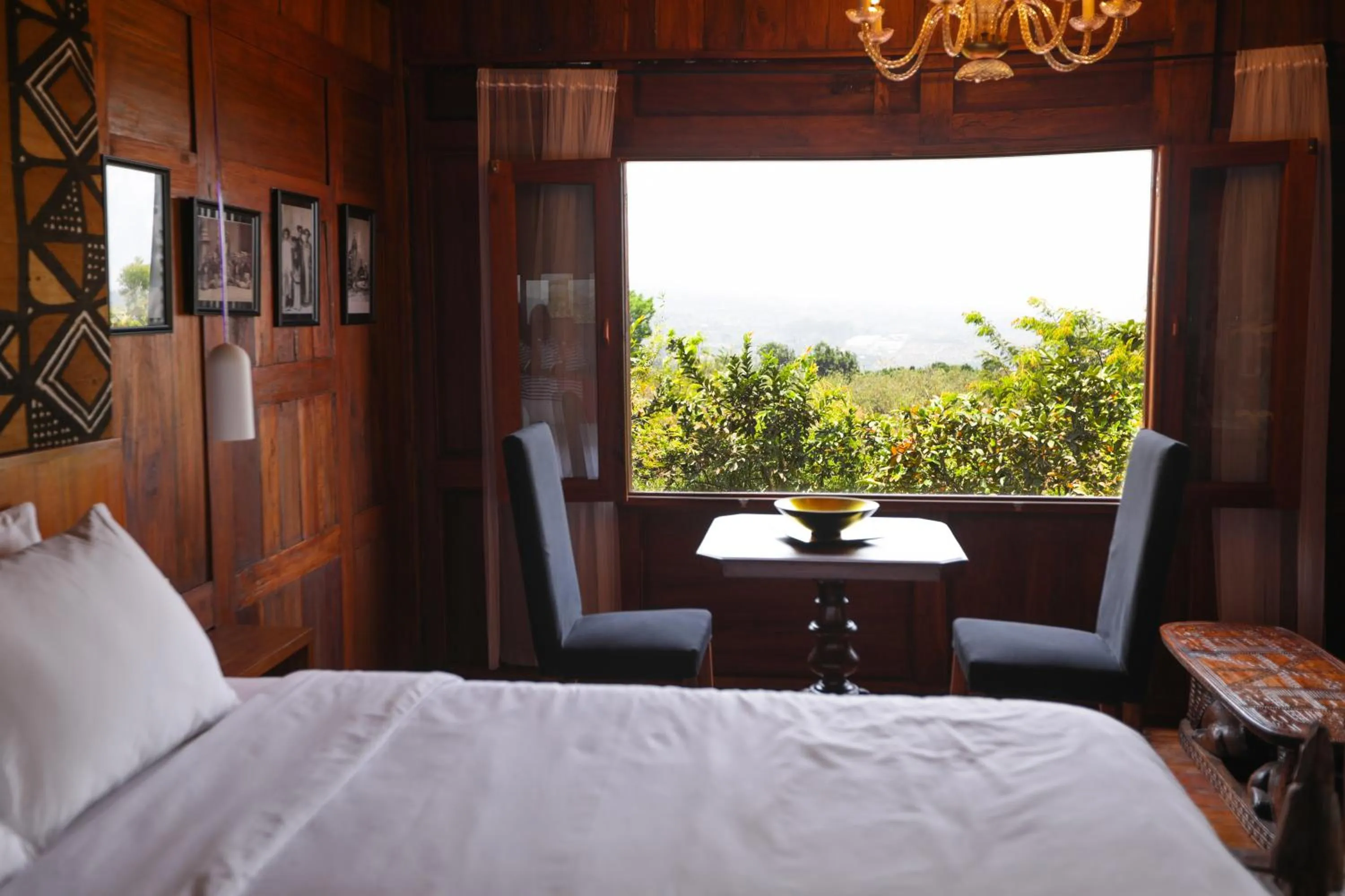 Dining area in Joglo Exotico