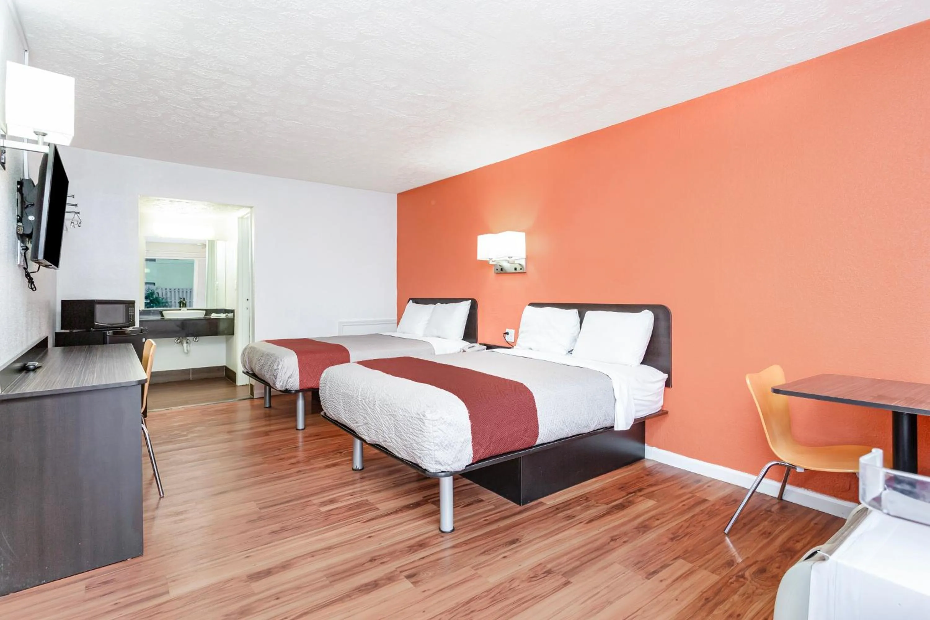 Bedroom, Bed in Relax Inn by OYO Columbus OH I 70