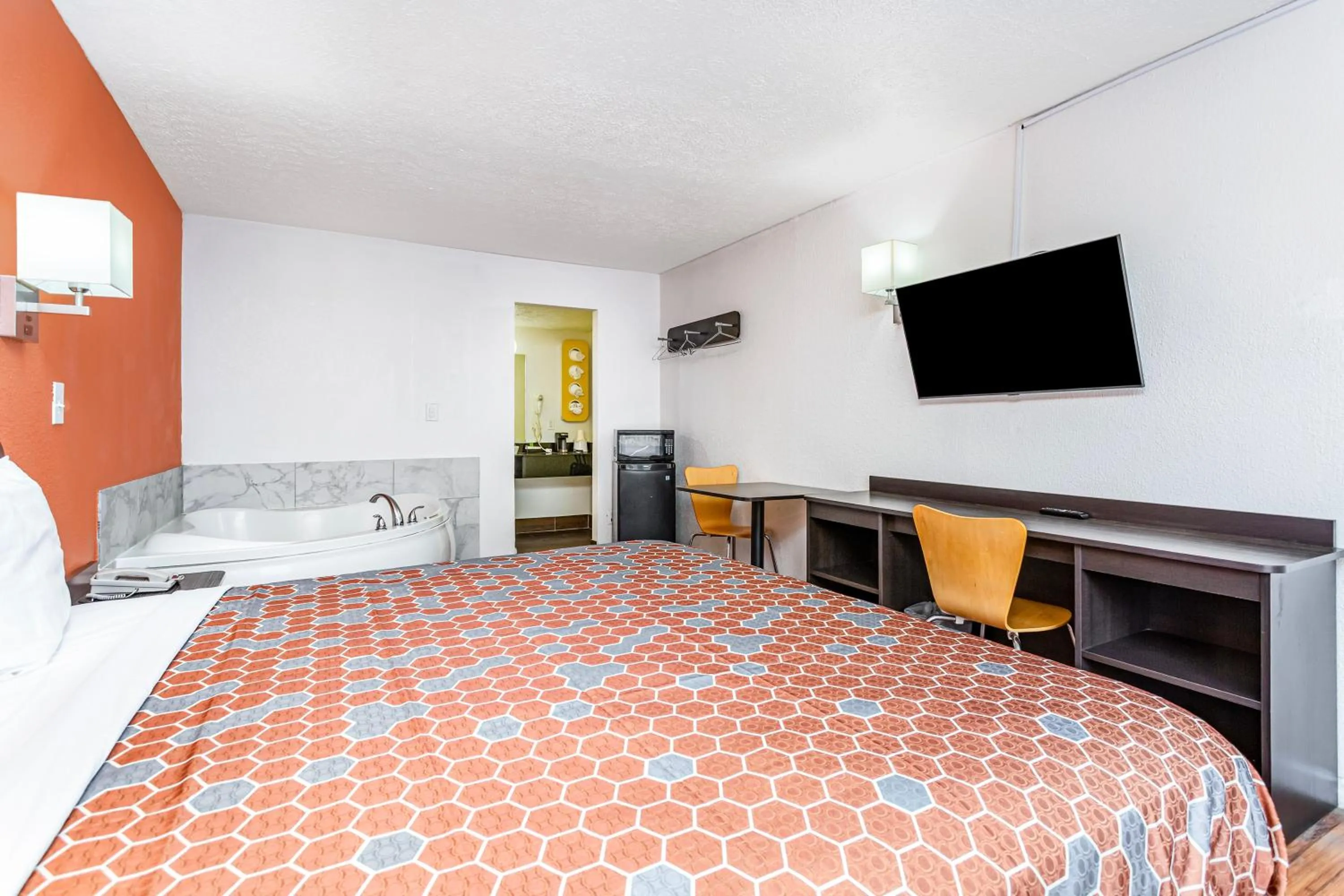 Bedroom, Bed in Relax Inn by OYO Columbus OH I 70