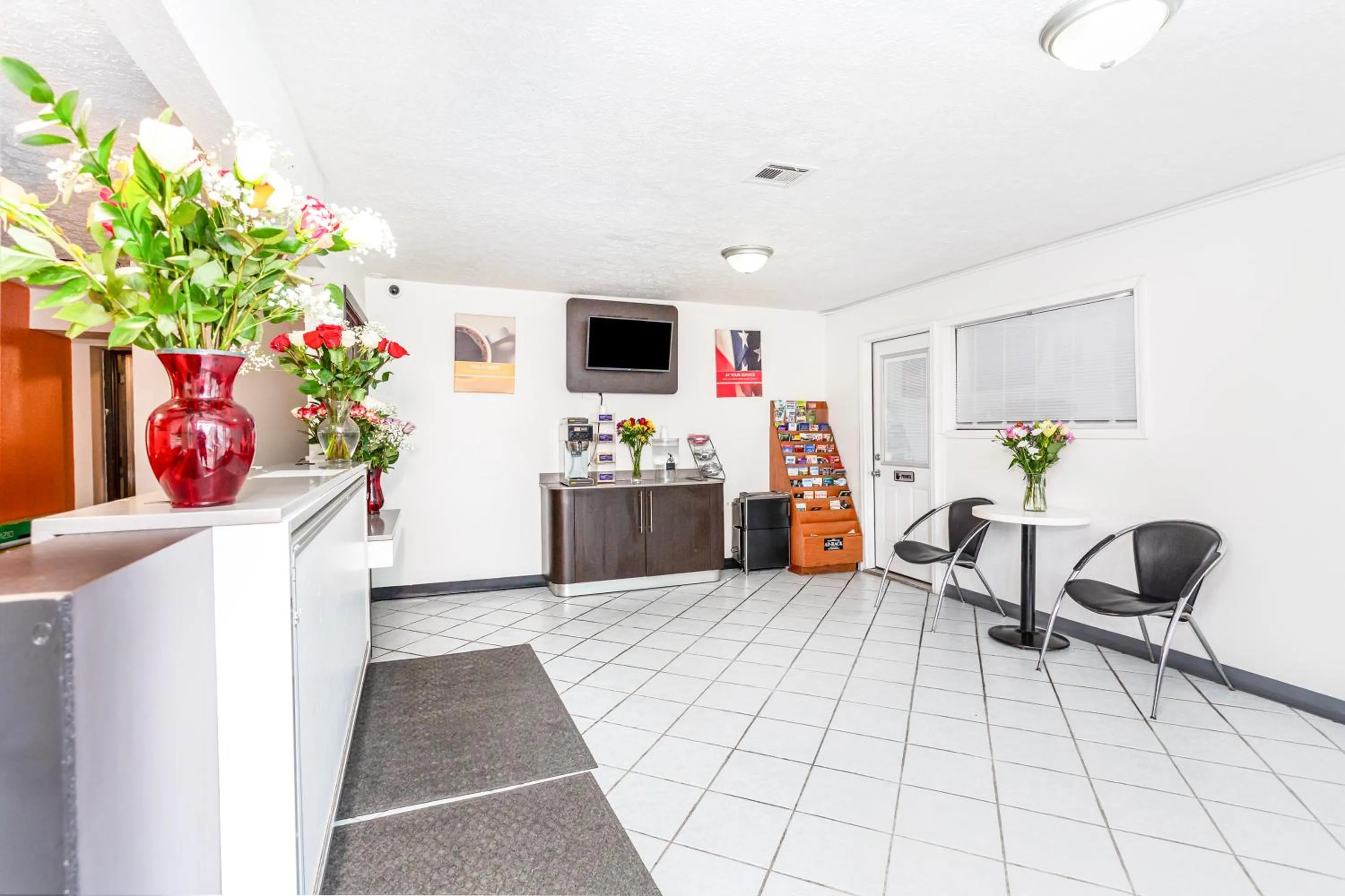 Lobby or reception in Relax Inn by OYO Columbus OH I 70