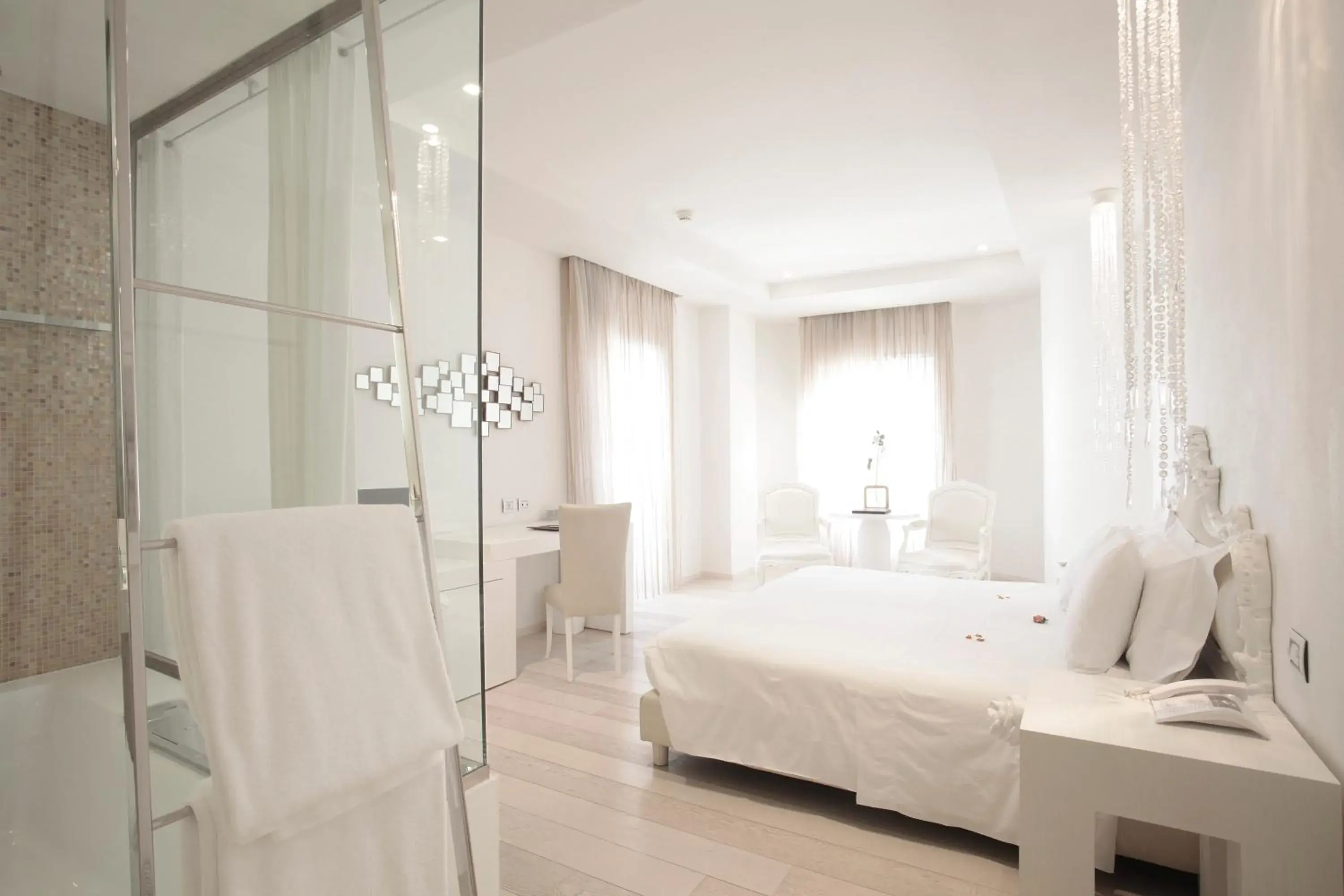 Exclusive Double or Twin Room - Free Spa Access in Boscolo Nice Hotel & Spa Exclusive Double or Twin Room - Free Spa Access in Boscolo Nice Hotel & Spa