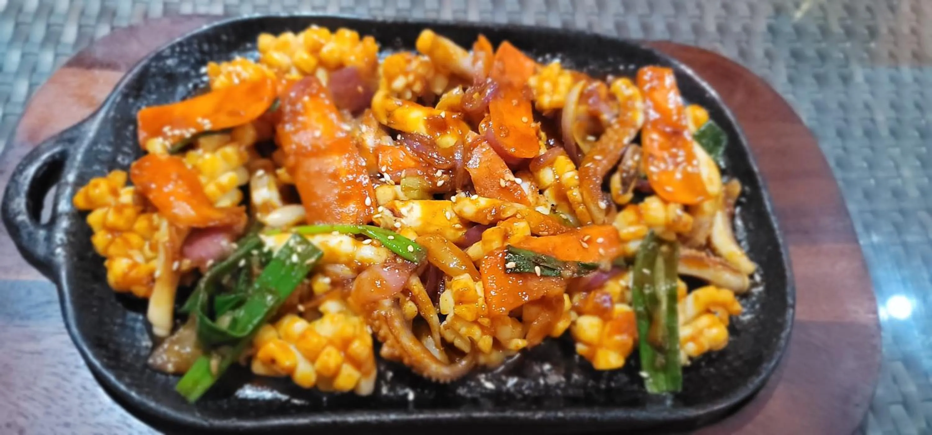 Restaurant/places to eat in Cebu Dulcinea Hotel and Suites-MACTAN AIRPORT HOTEL