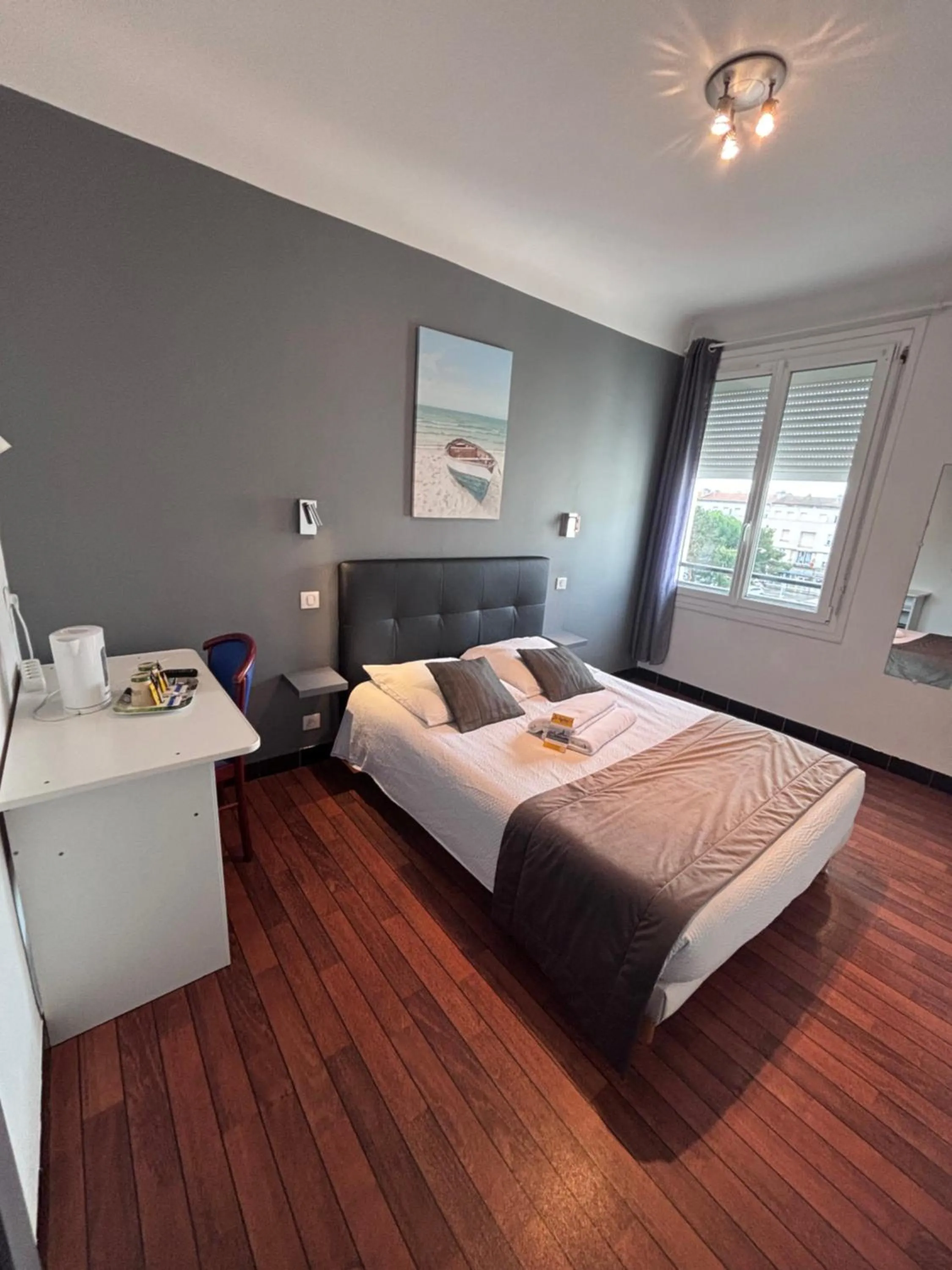 Bed in Crystal Hotel