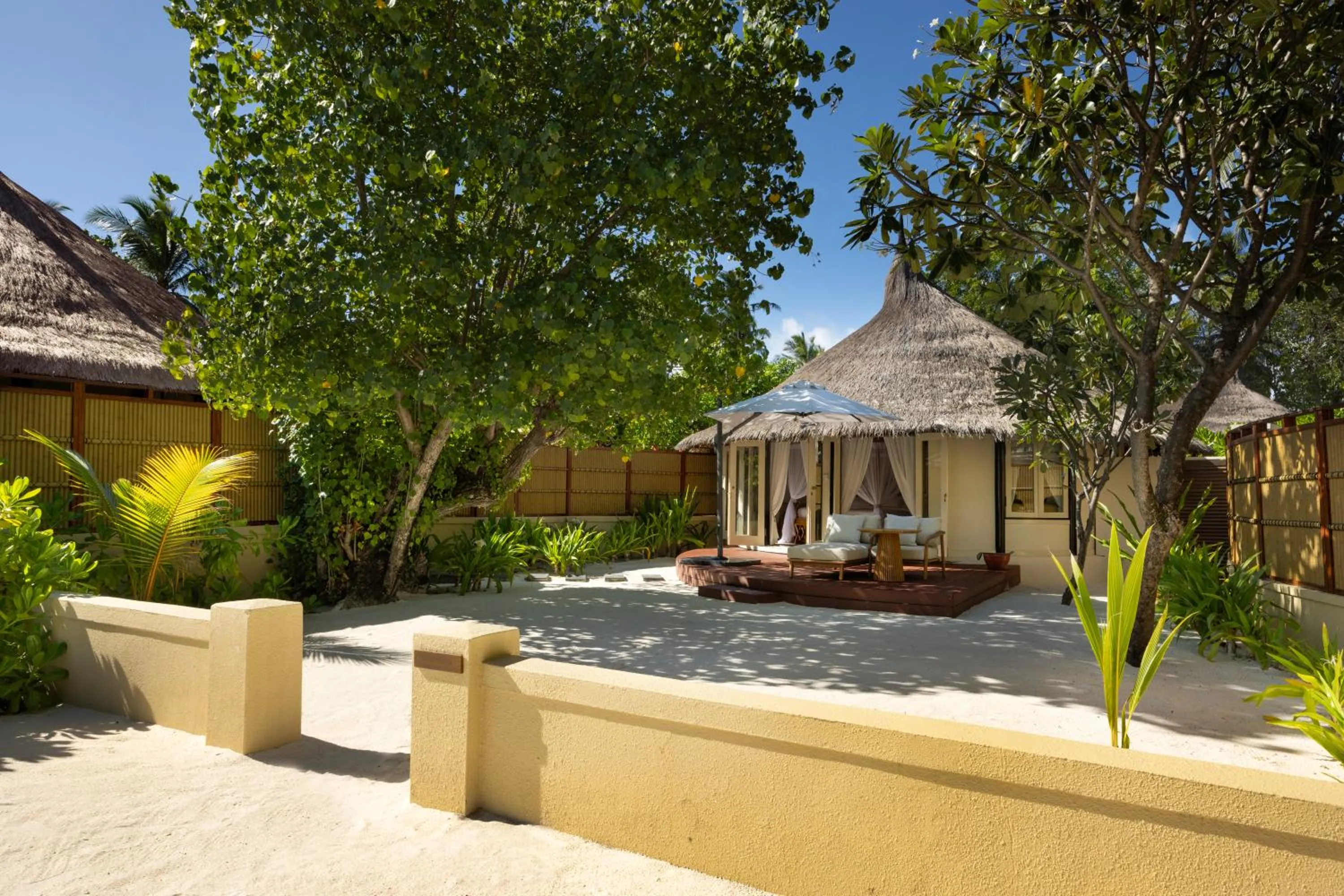 Dining area in Banyan Tree Vabbinfaru