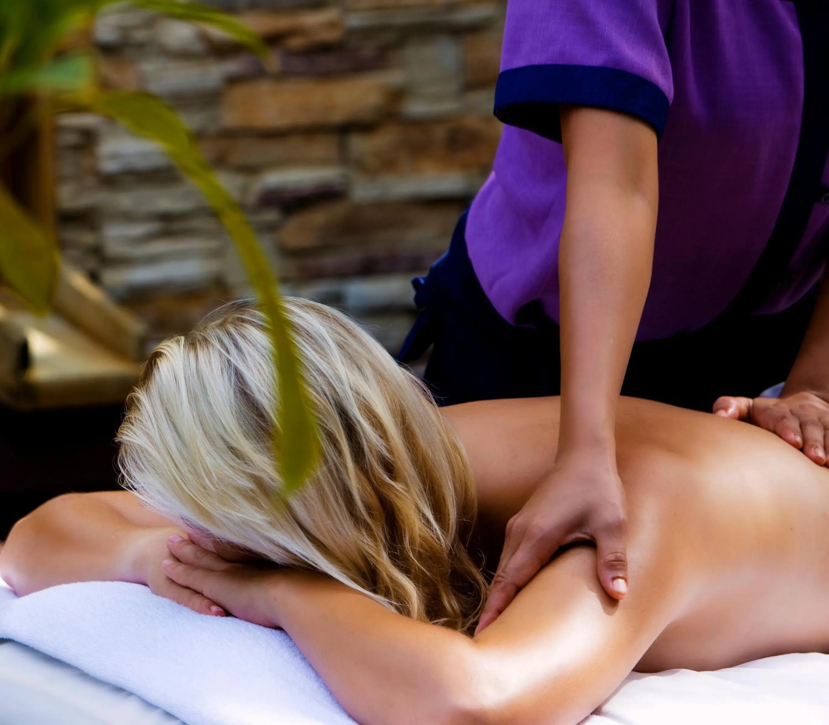 Massage in Banyan Tree Vabbinfaru