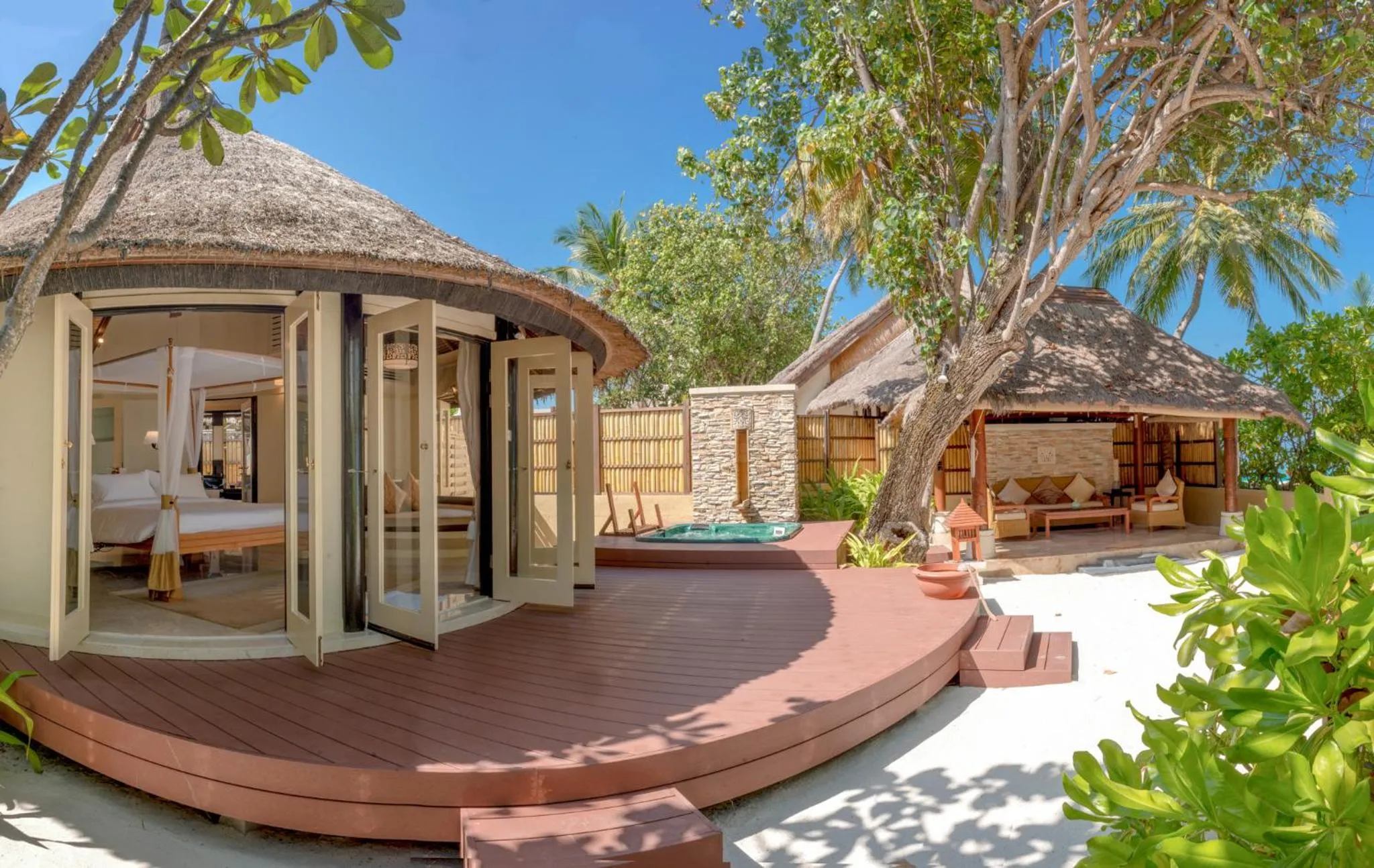 Patio in Banyan Tree Vabbinfaru