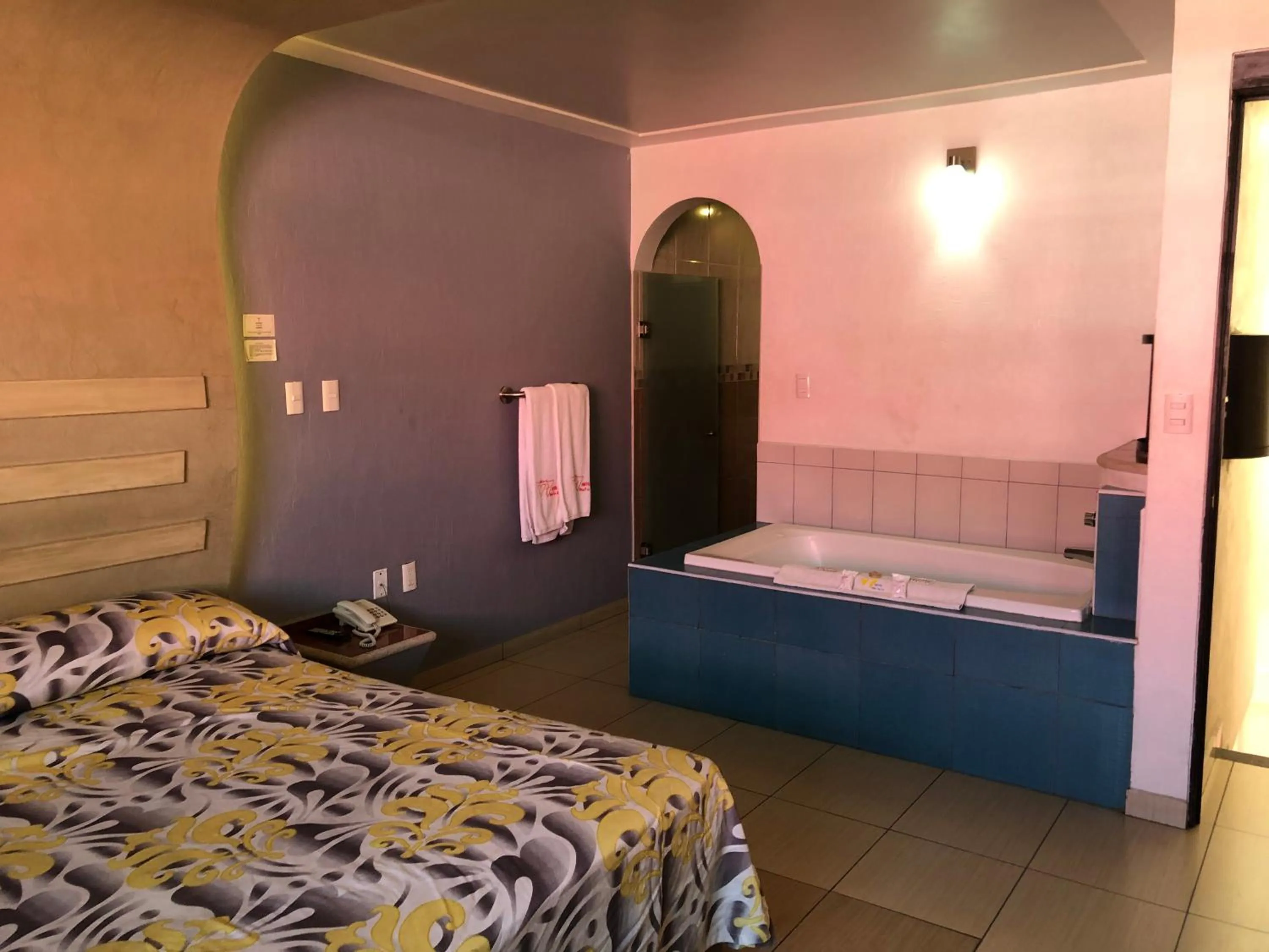 Bed in Hotel & Villas 7